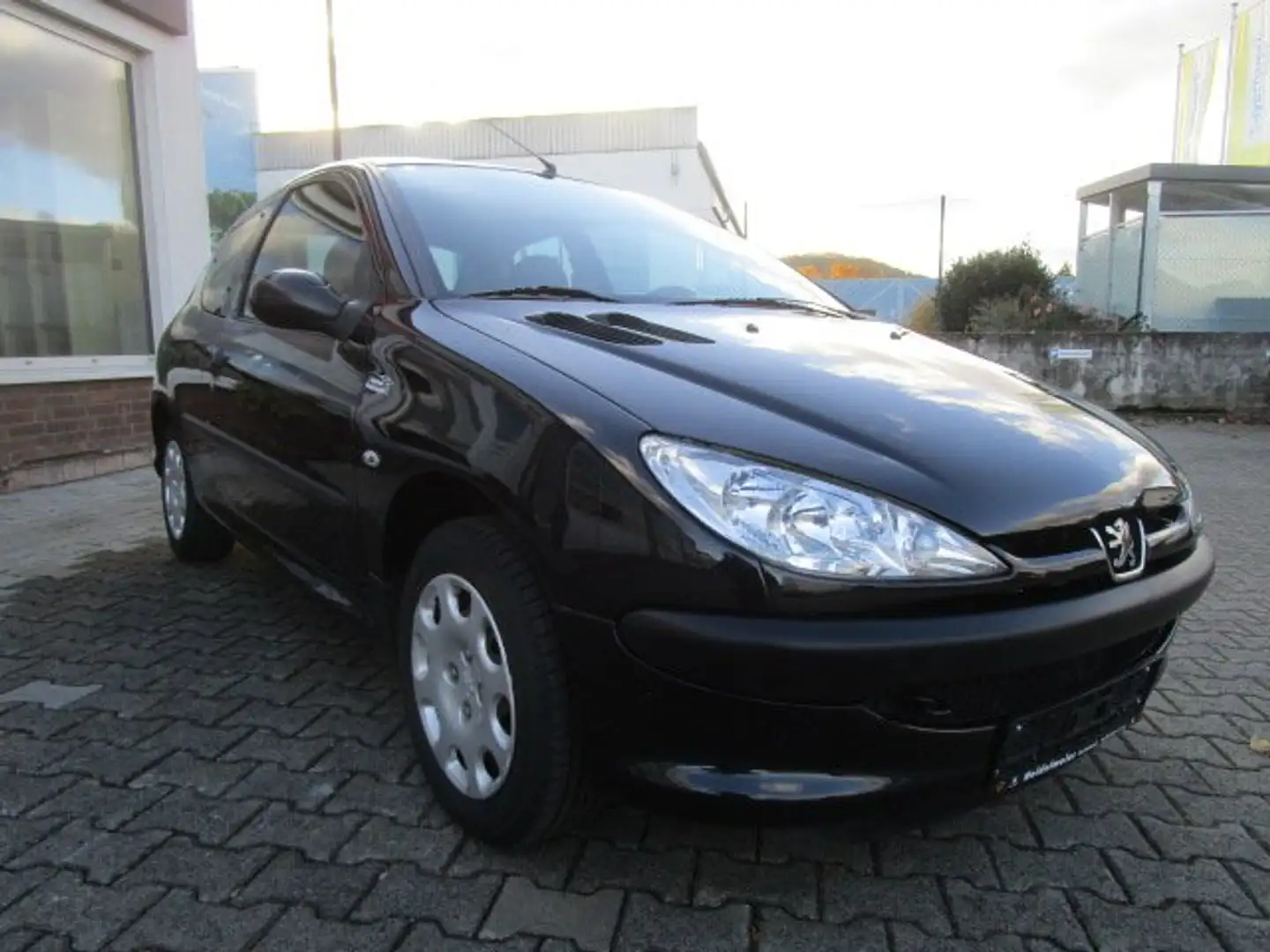 Peugeot 206 206 75* WINTERREIFEN * TÜV NEU* 1 VORBESITZER * Negro - 2