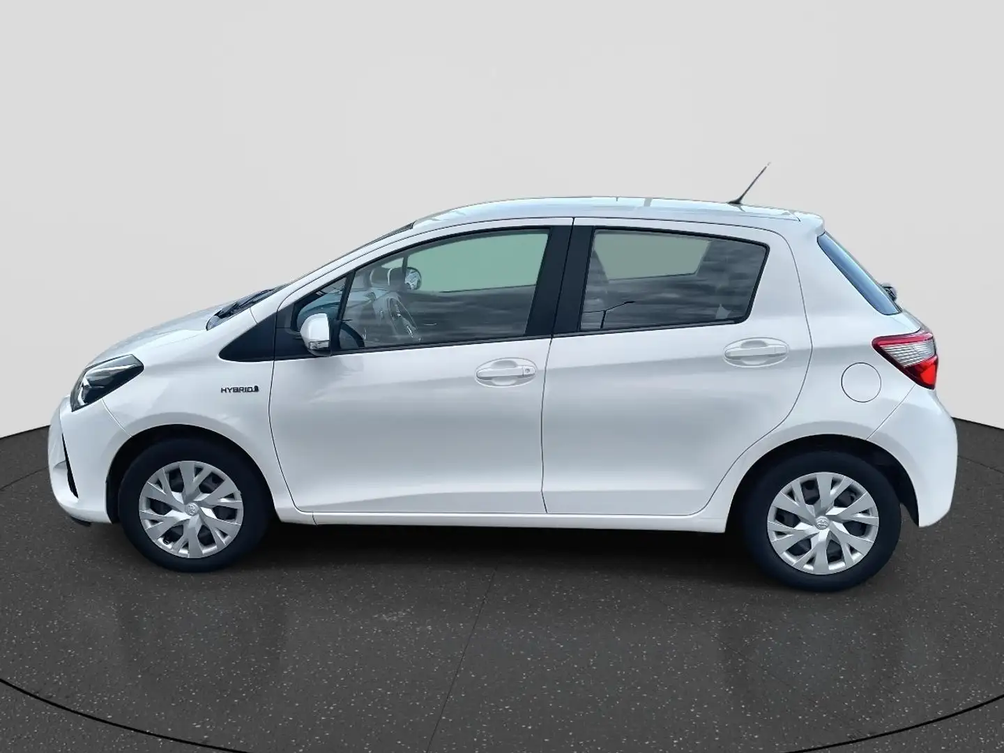 Toyota Yaris 1.5 Hybrid Active Blanc - 2