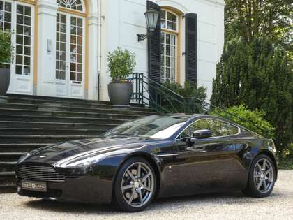 Aston Martin Vantage V8 4.3 V8