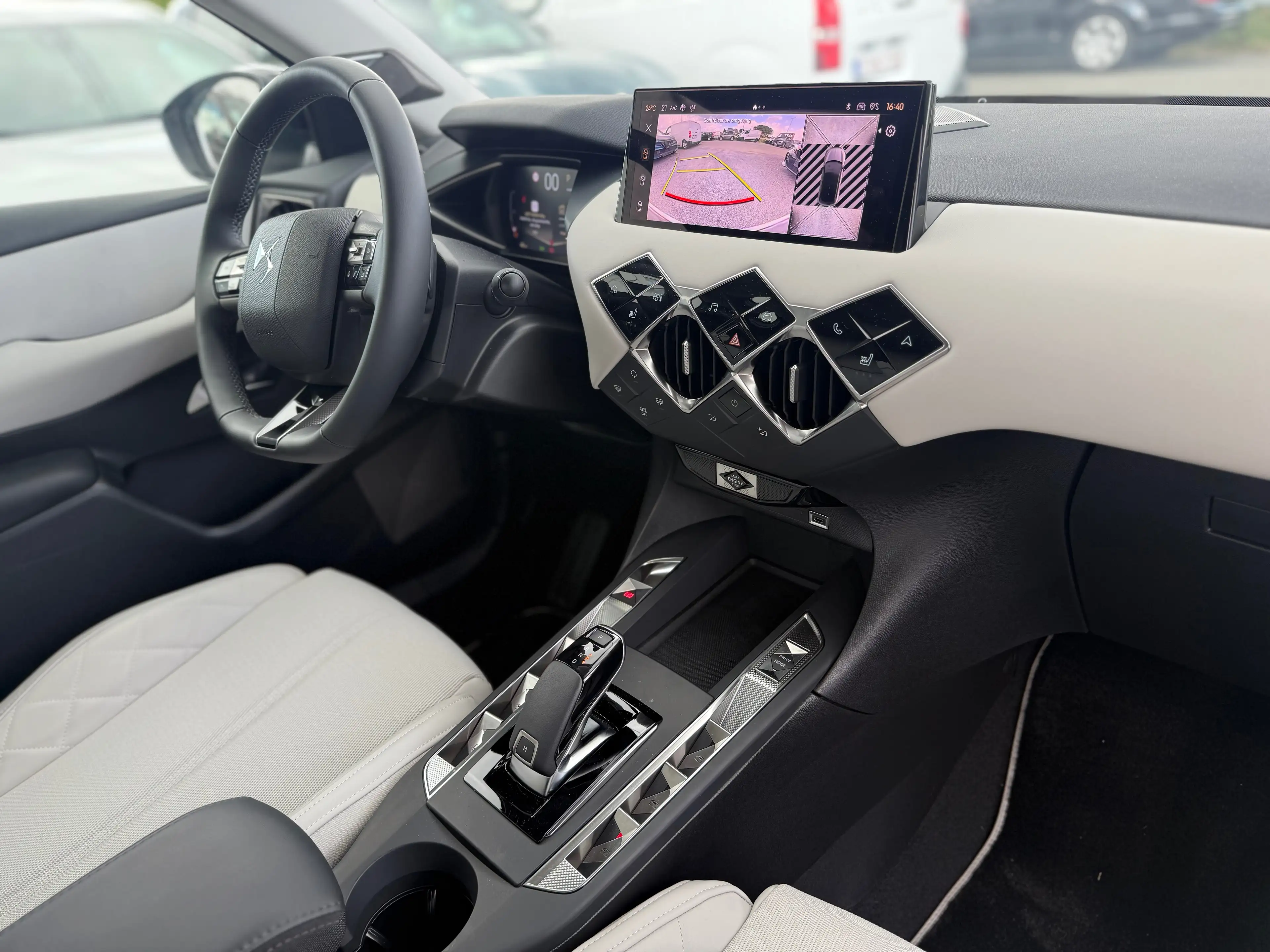 DS Automobiles DS 3 DS 3 1.2 PureTech Esprit De Voyage 12 M waarborg — photo 6