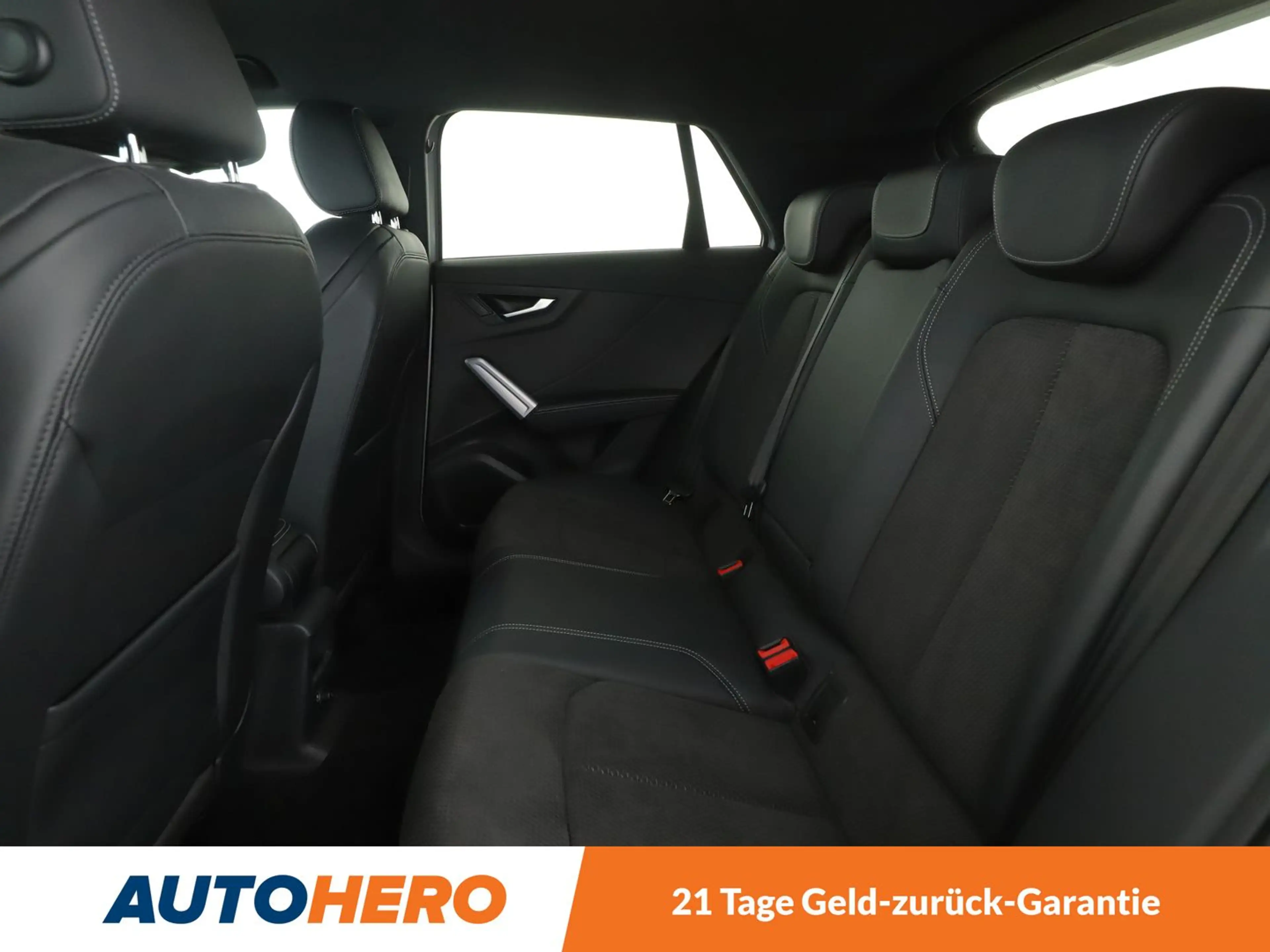 Audi SQ2 2.0 TFSI quattro Aut.*NAVI*TEMPO*LED*CAM*SHZ*PDC* — photo 14