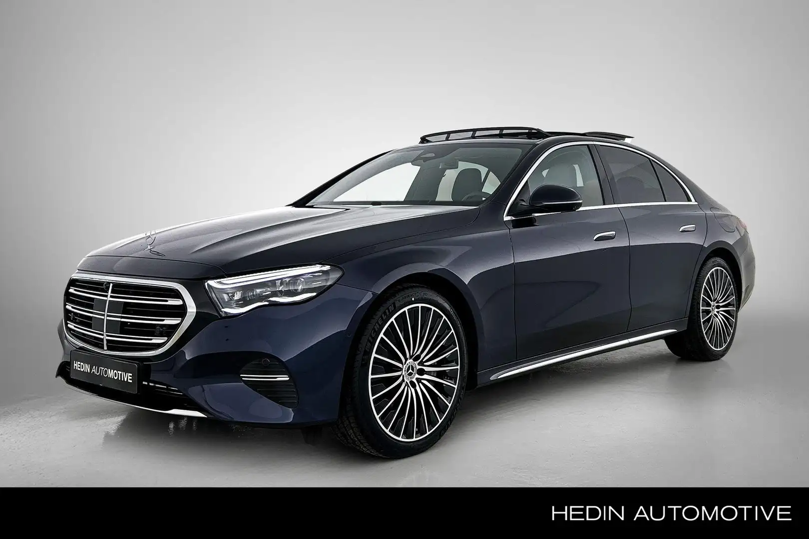 Mercedes-Benz E 300 E 300e Limousine Automaat 4MATIC Exclusive Line | Blauw - 1