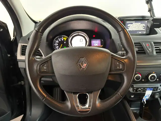 Renault Megane view 11