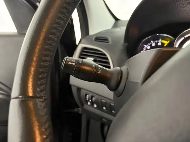 Renault Megane view 9