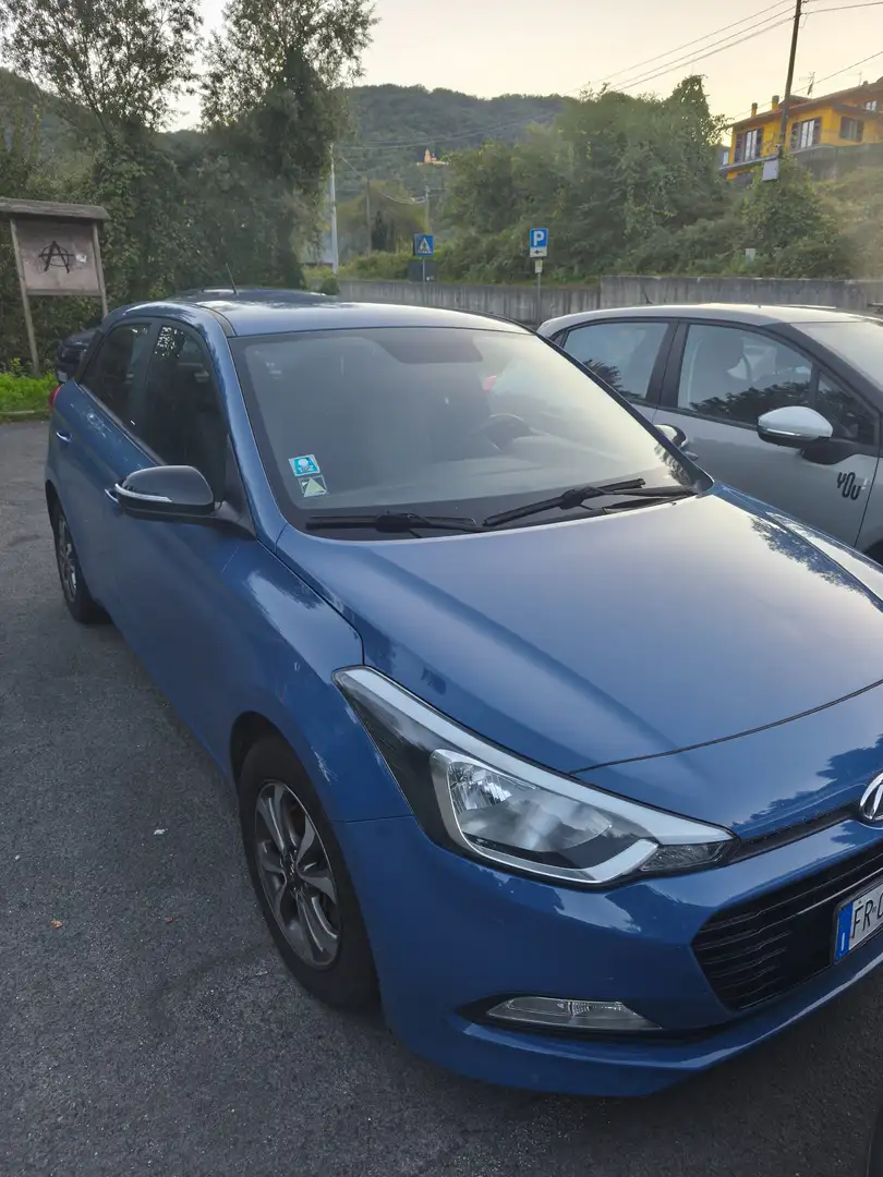 Hyundai i20 i20 II 2015 5p 1.1 crdi Go! Plus 75cv Blu/Azzurro - 1