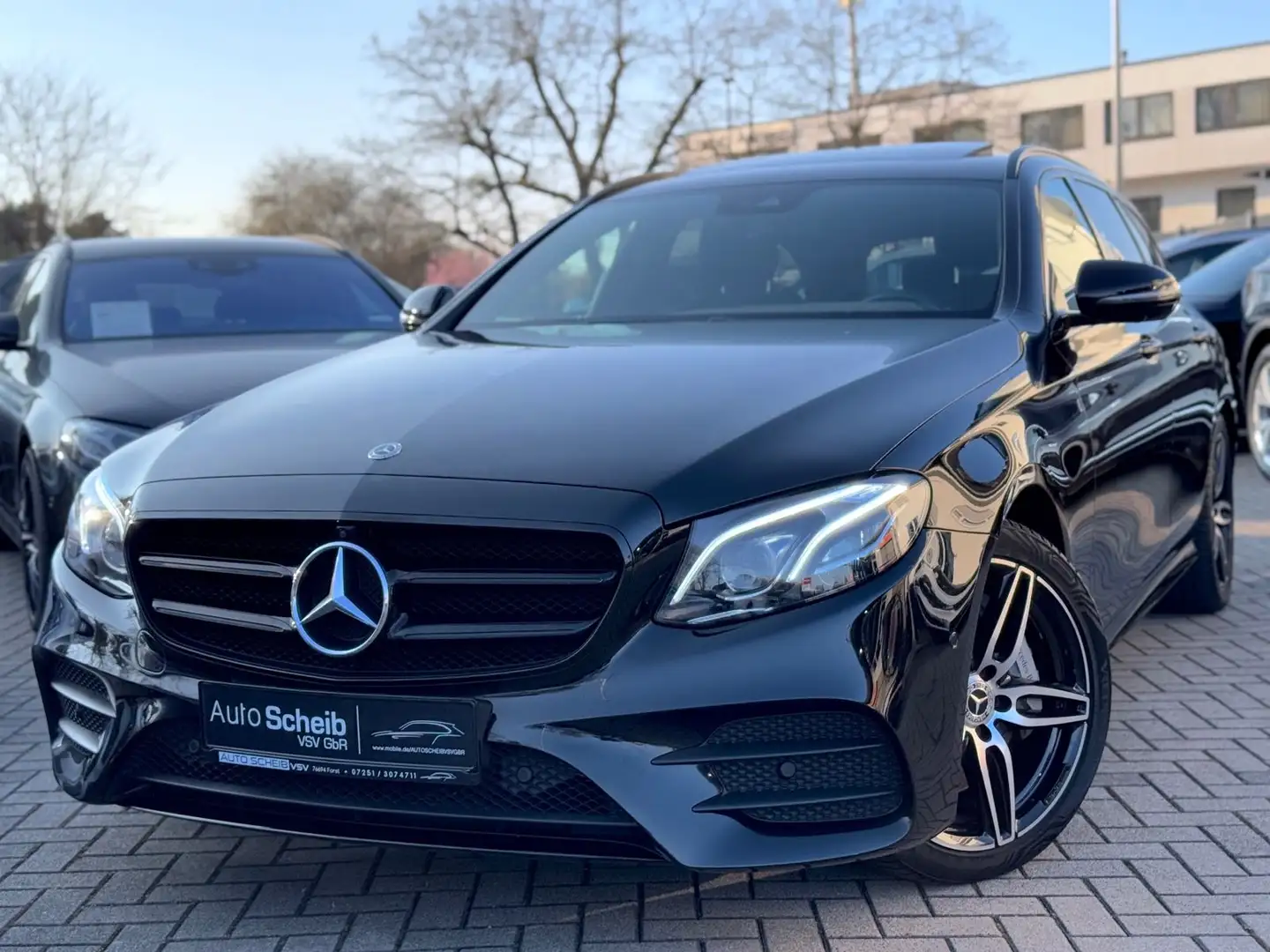 Mercedes-Benz E 350 d T*AMG-Line*Burmester*360°Kamera*GSD* Noir - 1