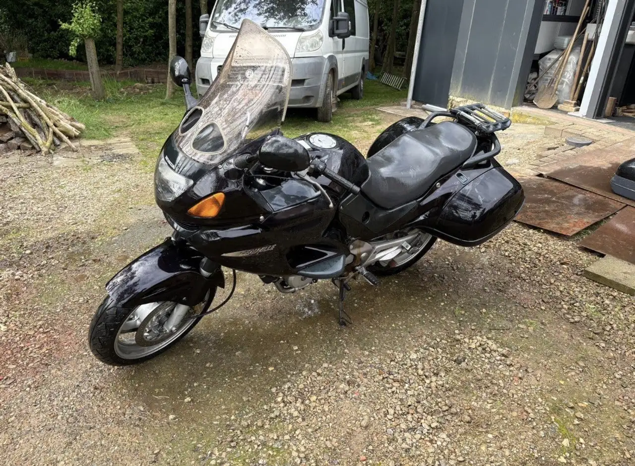 Honda Deauville