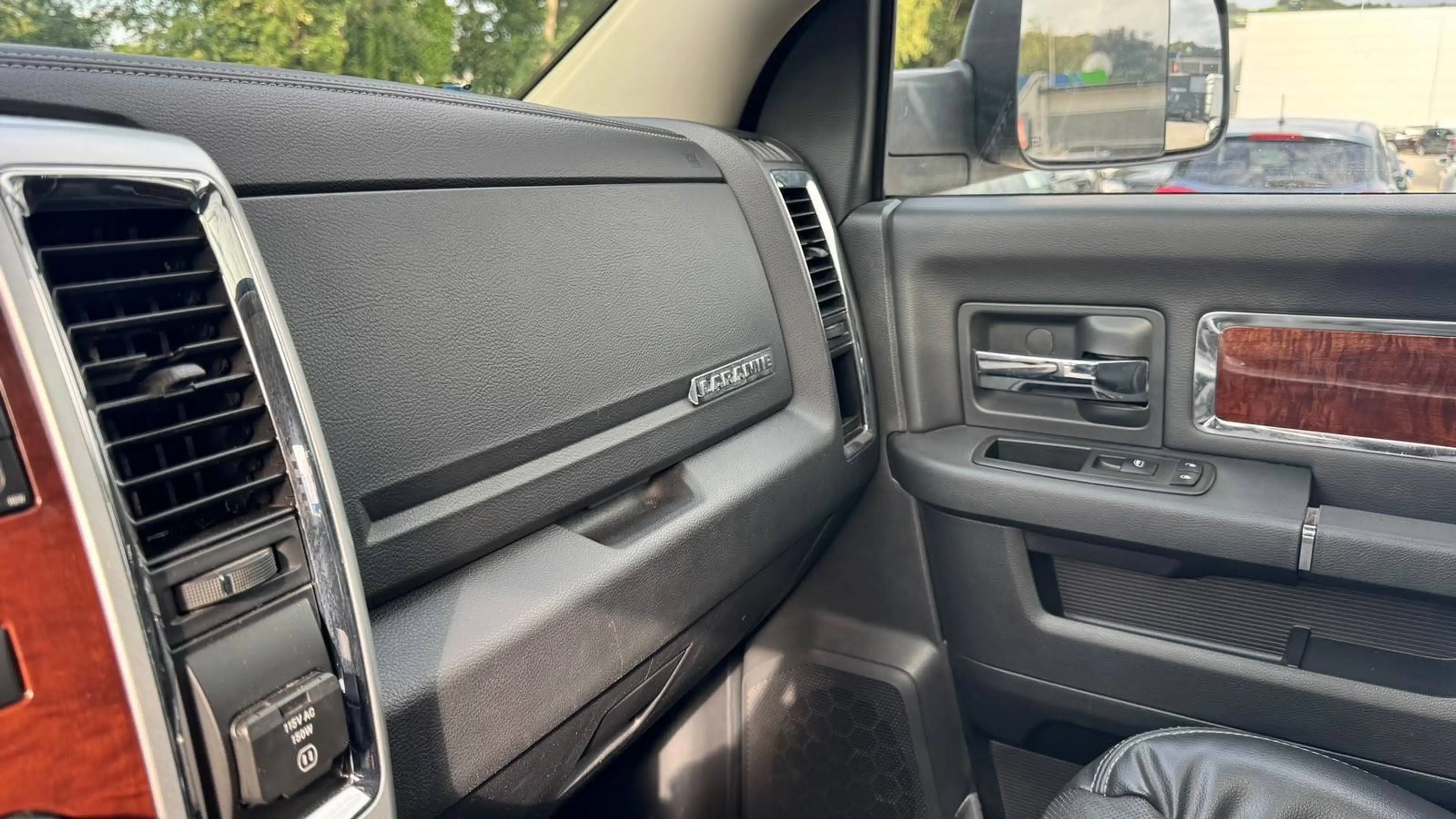 Dodge RAM LARAMIE LIFTKIT KRÜMMER GEMACHT! LIGHTBAR — photo 6