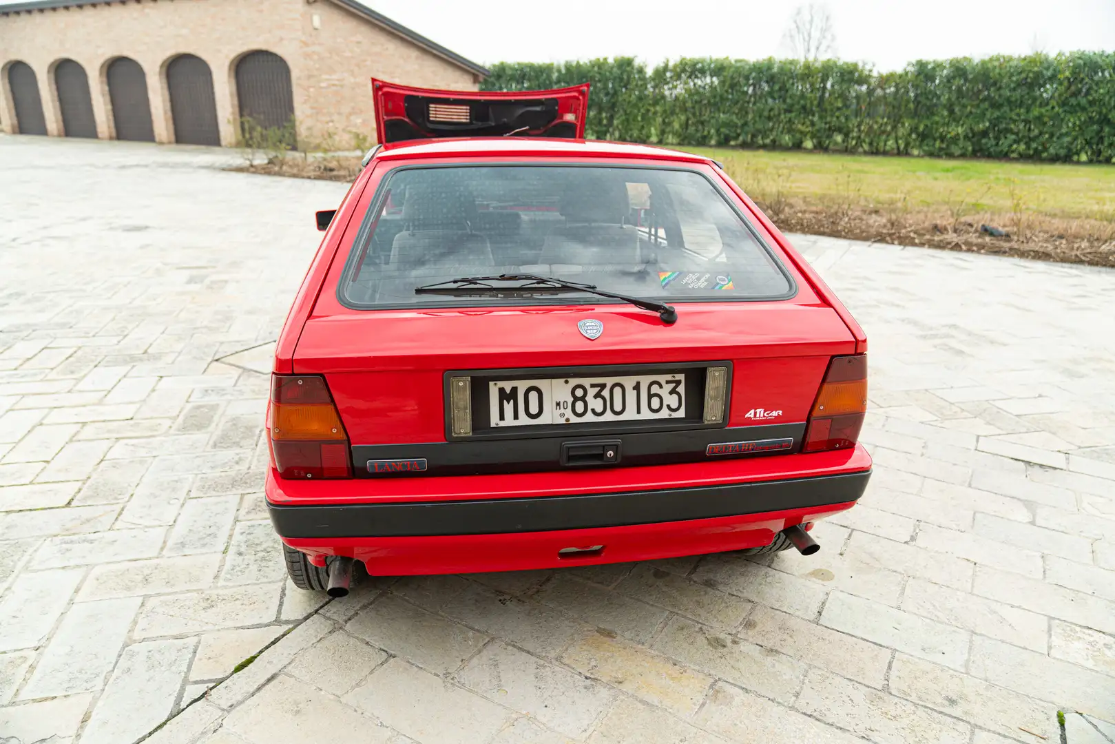 Lancia Delta HF INTEGRALE 16V Rouge - 2