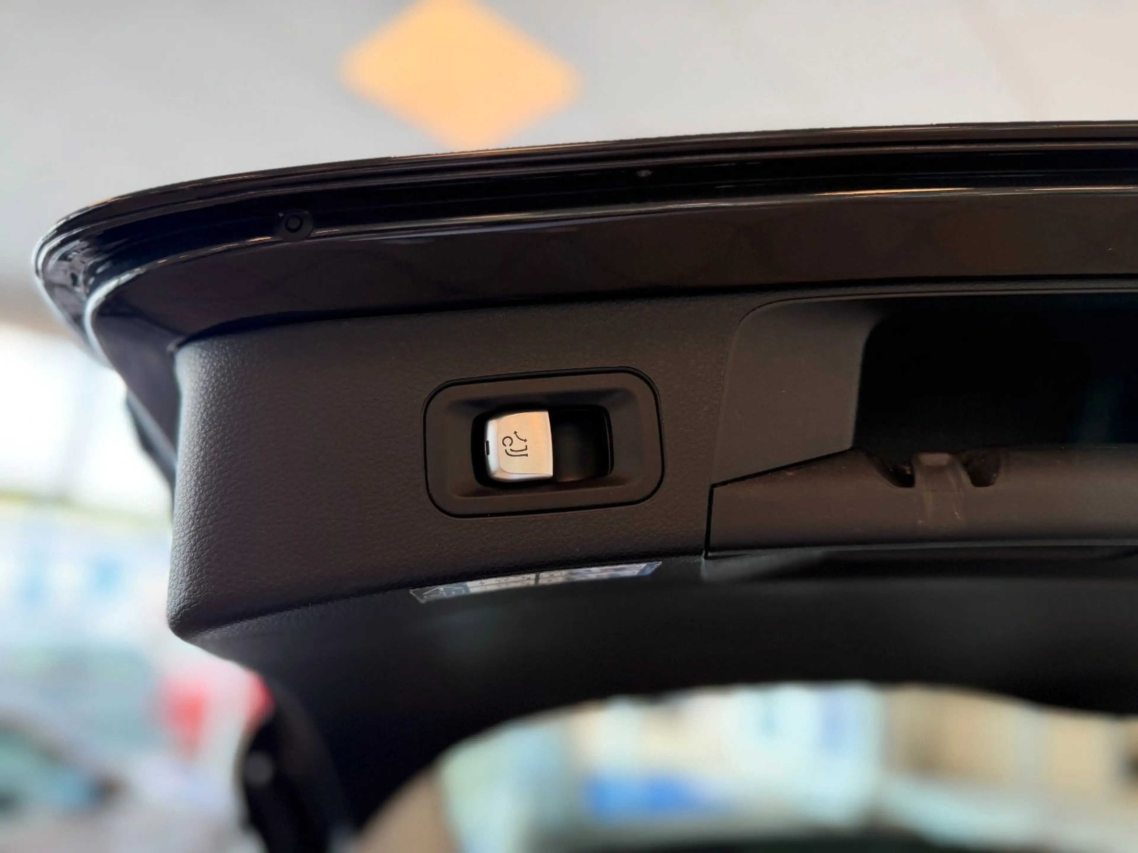 Mercedes-Benz C 180 T Ava 9G-Tr. LED AHK Pano Rü-Ka CarPlay — photo 8