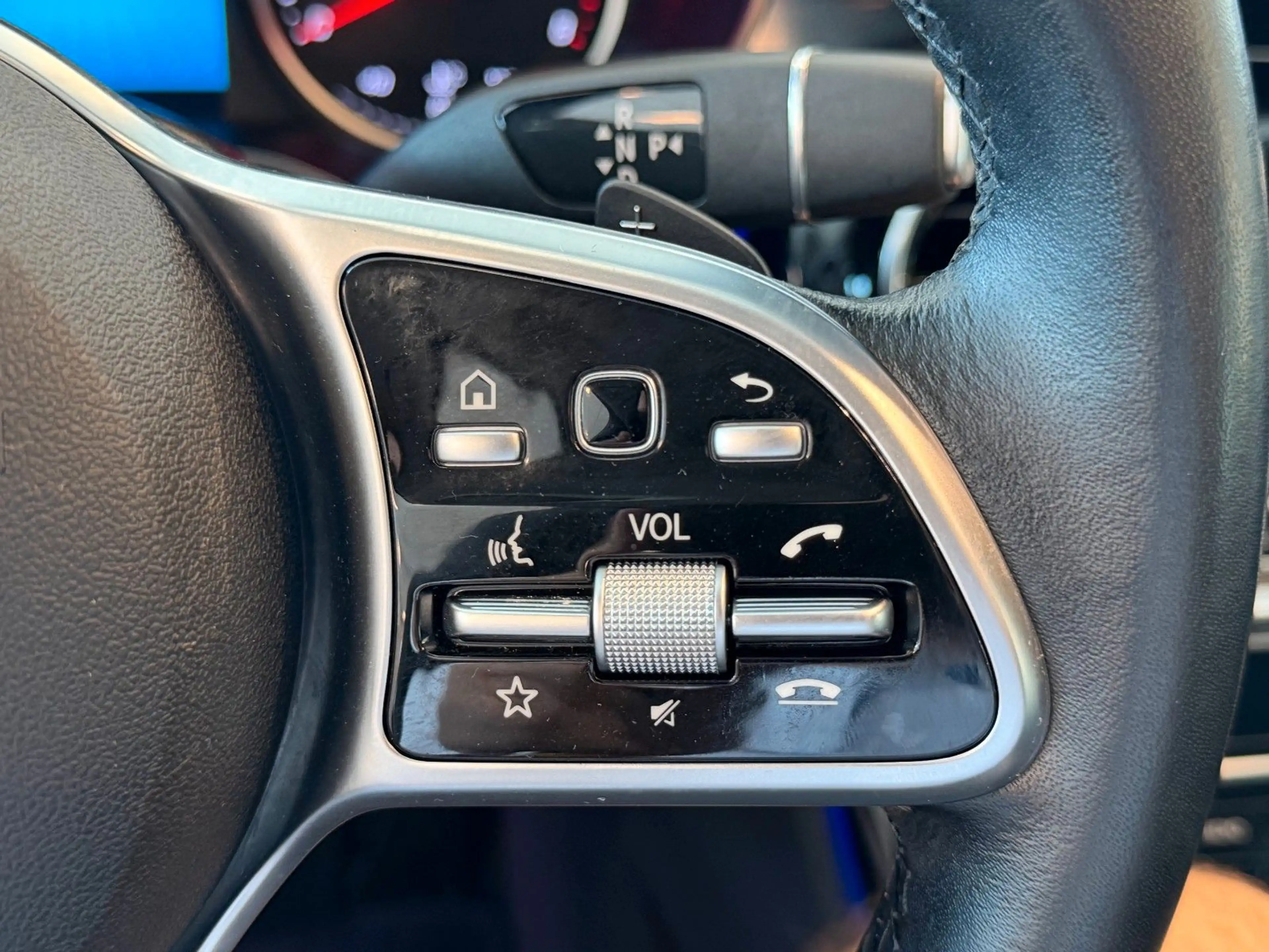 Mercedes-Benz C 180 T Ava 9G-Tr. LED AHK Pano Rü-Ka CarPlay — photo 20