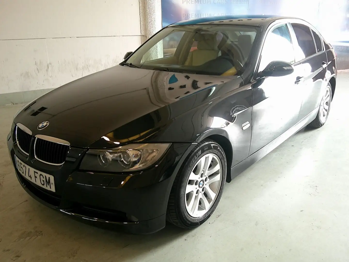 BMW 320 320d Czarny - 1