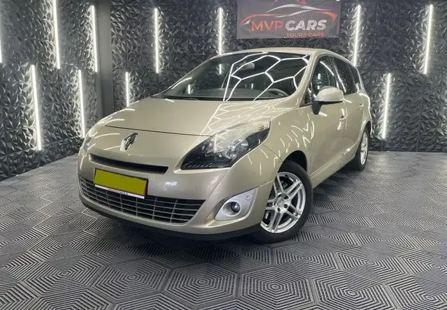 Renault Grand Scenic III 2.0 DCI 150CH LUXE BVA