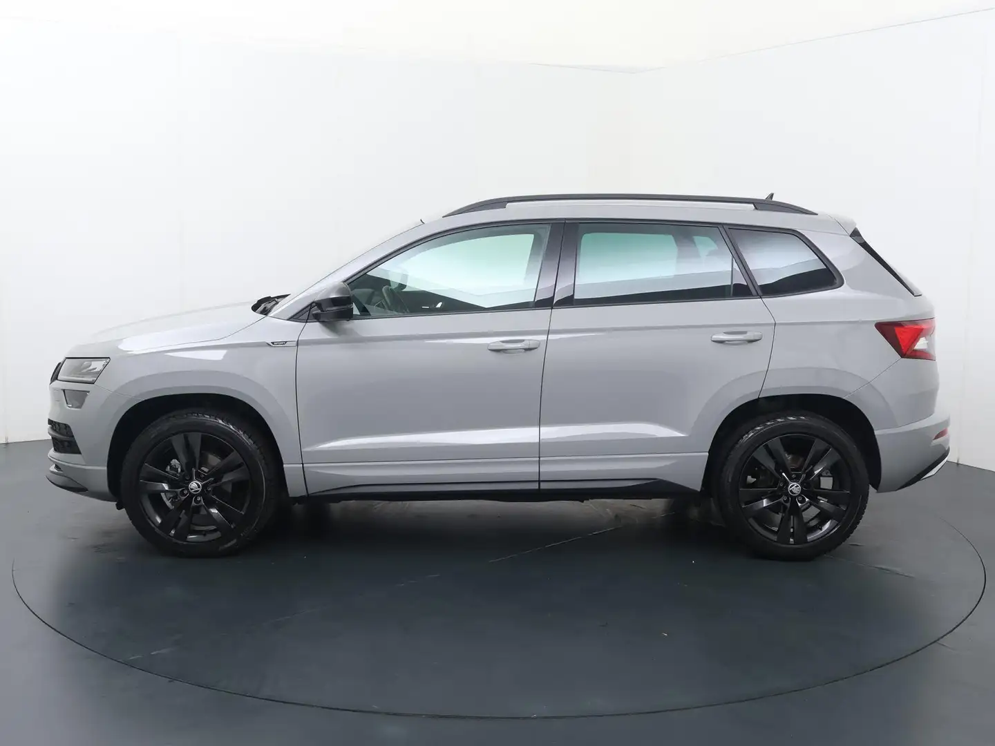 Skoda Karoq 1.5 TSI ACT Sportline Business | 150 PK | Automaat Gris - 2