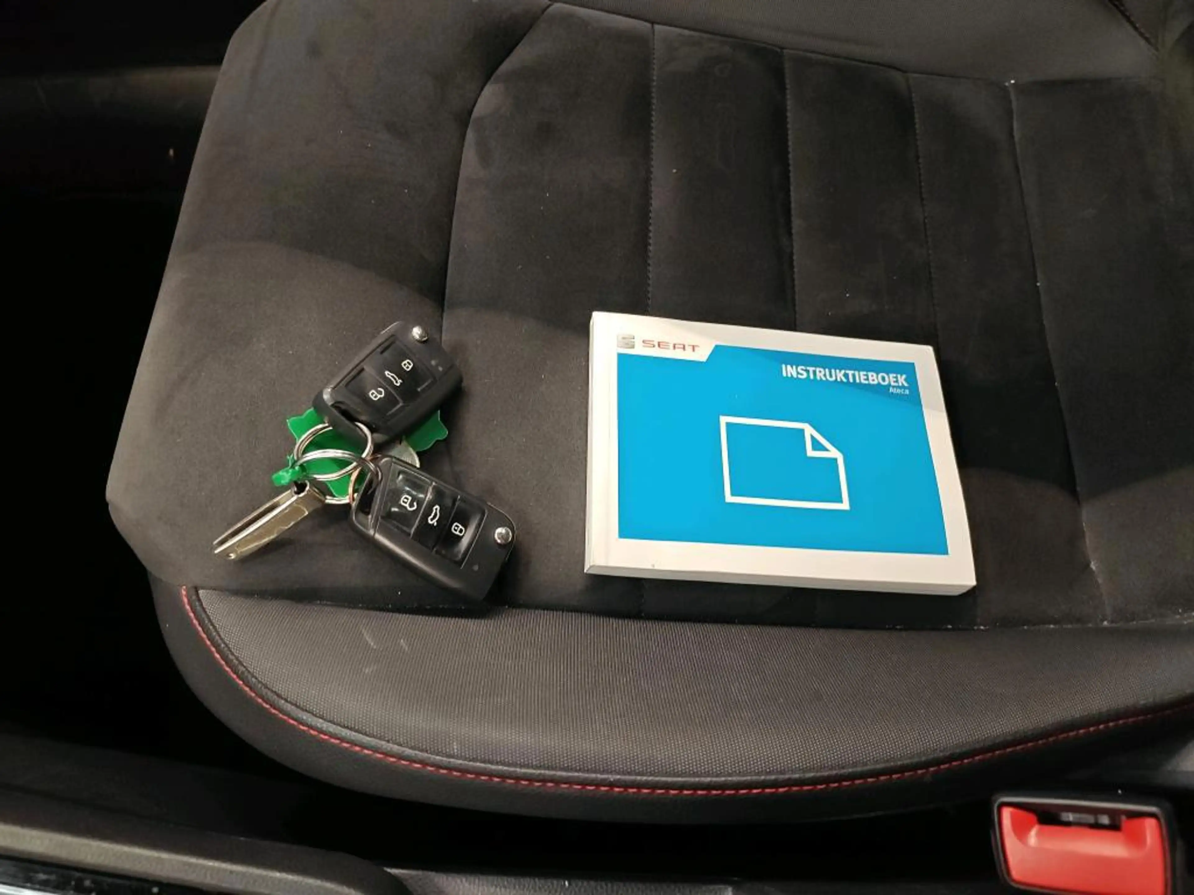 SEAT Ateca 1.4 TSI FR Busi Intense DSG-7 5d + PANO TREKHAAK 3 — photo 4