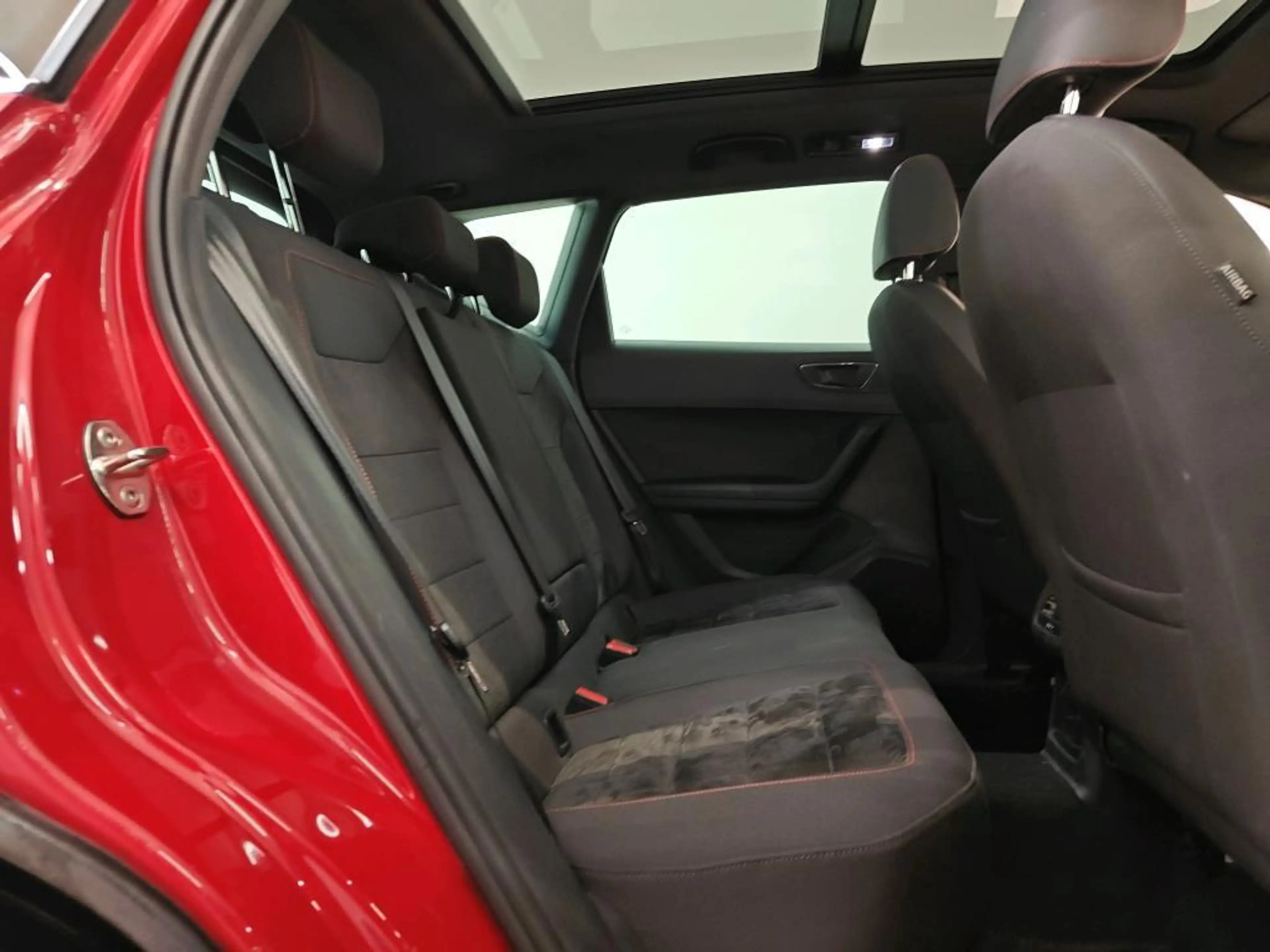 SEAT Ateca 1.4 TSI FR Busi Intense DSG-7 5d + PANO TREKHAAK 3 — photo 15
