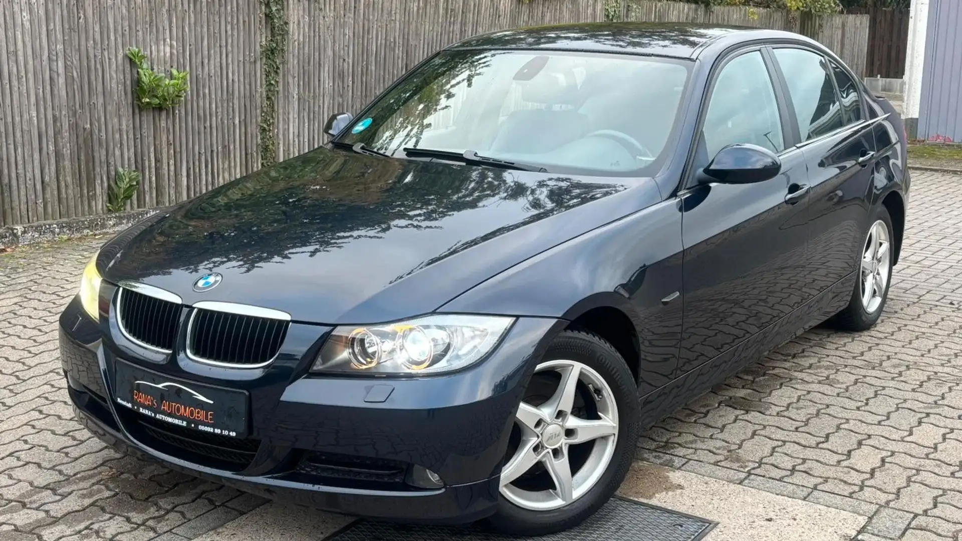 BMW 318 Baureihe 3 Lim. 318i(Steuerkette Neu Tüv Neu Bleu - 1