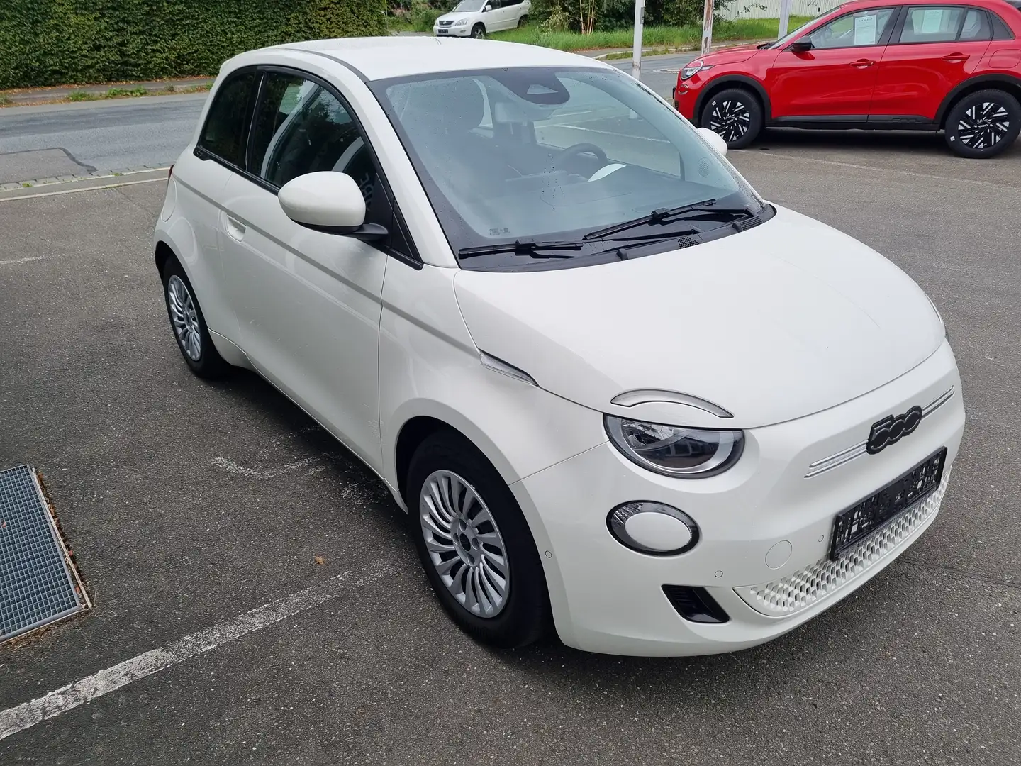 Fiat 500 500e ICON 118PS 42 kWh sehr gepflegt Tech+Komfort Weiß - 2