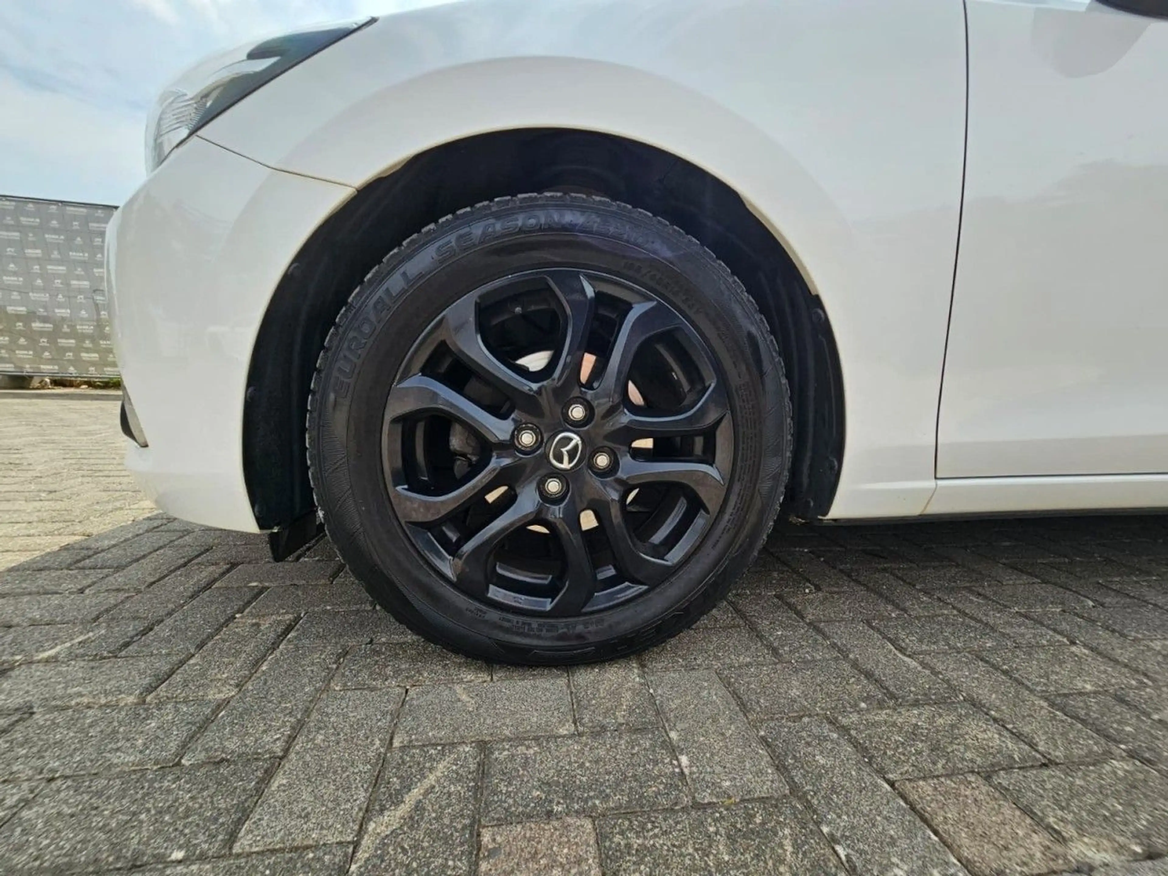 Mazda 2 Lim.1.5 Sports-Line SHZ TEMPO MFL SPURAS KLIMA — photo 15