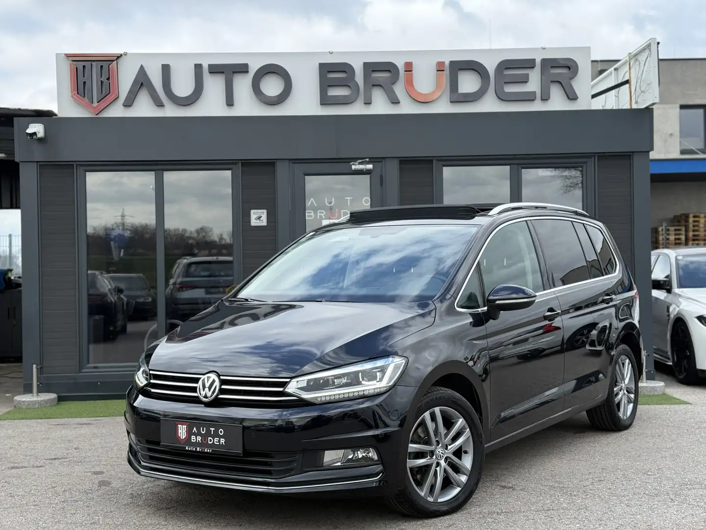 Volkswagen Touran Highline BMT/Start-Stopp Schwarz - 1