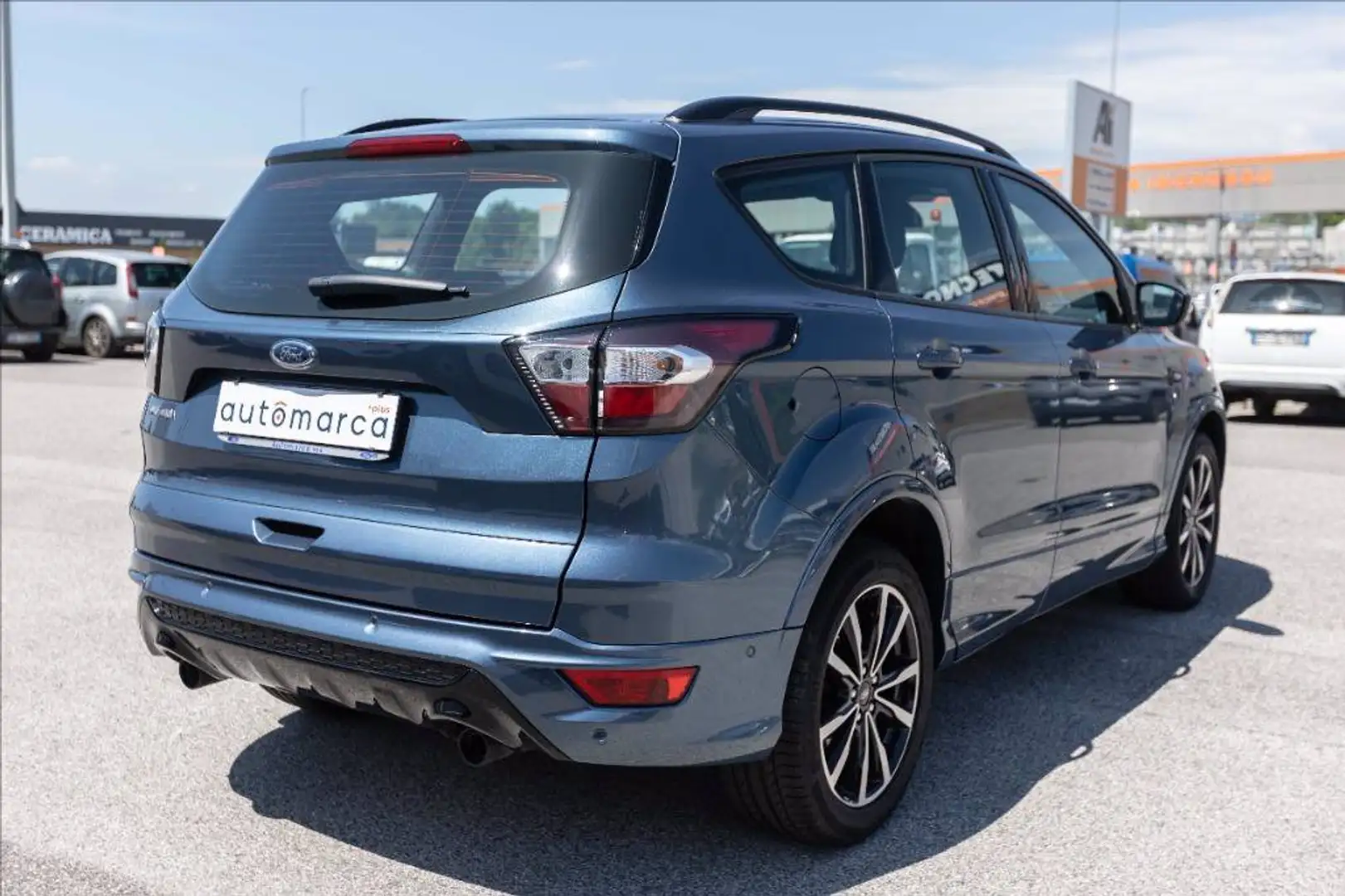 Ford Kuga 1.5 ecoboost ST-Line s&s 2wd 120cv Blau - 2
