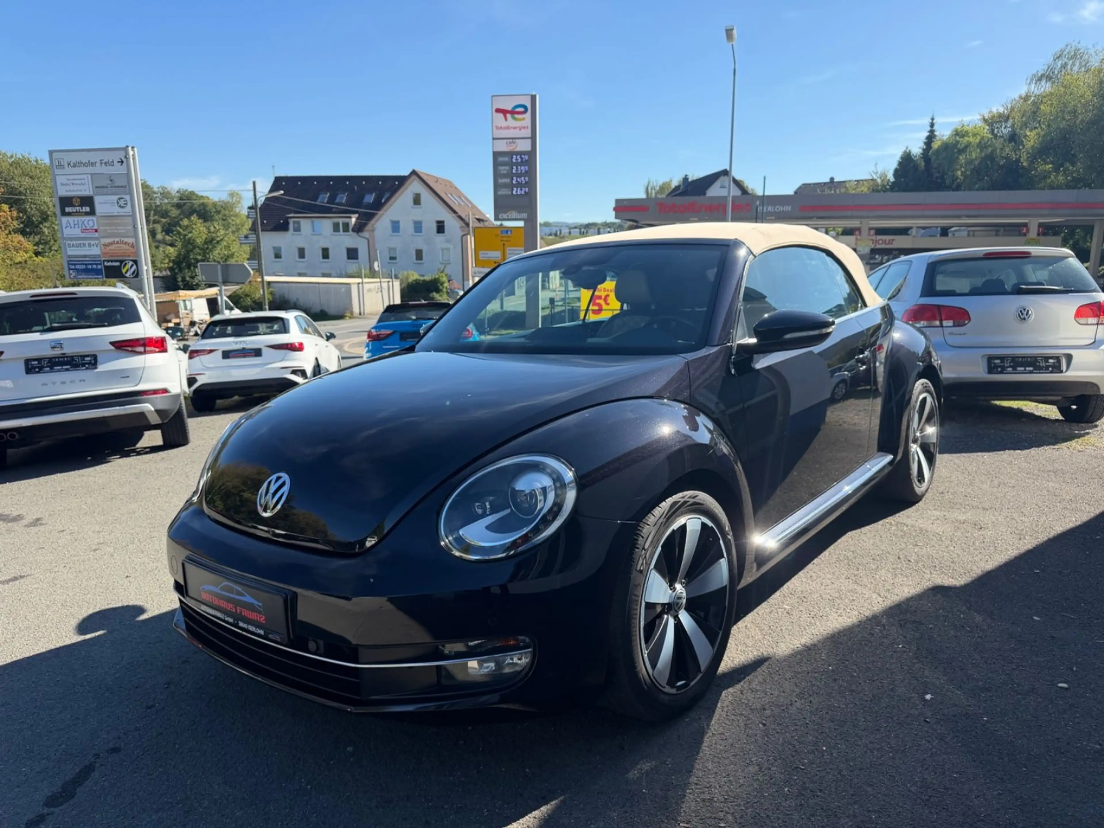 Volkswagen Beetle Cabriolet Exclusive Design — photo 2