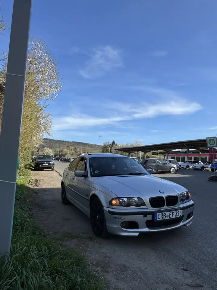 BMW 320i, foto 4