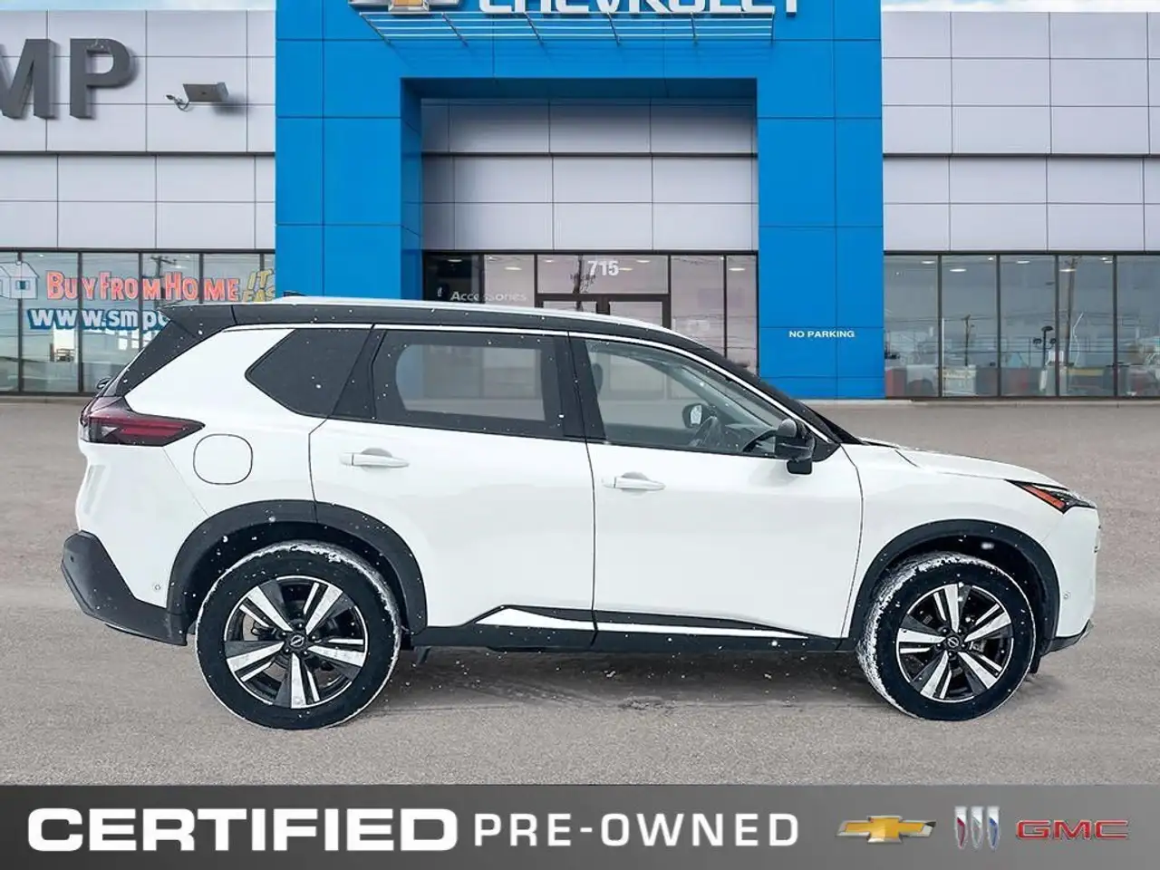 Nissan Rogue снимка Nissan Rogue