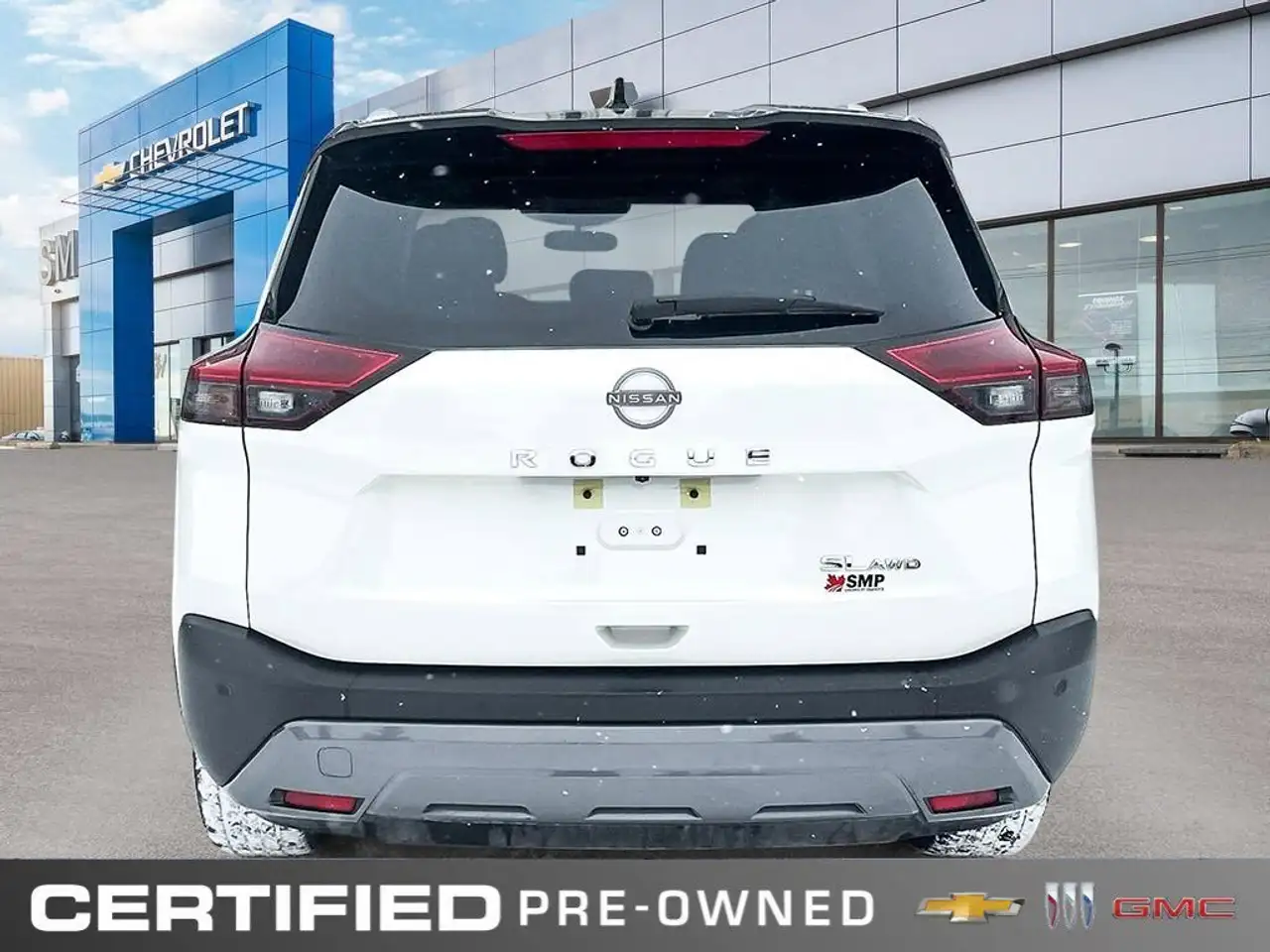 Nissan Rogue снимка Nissan Rogue