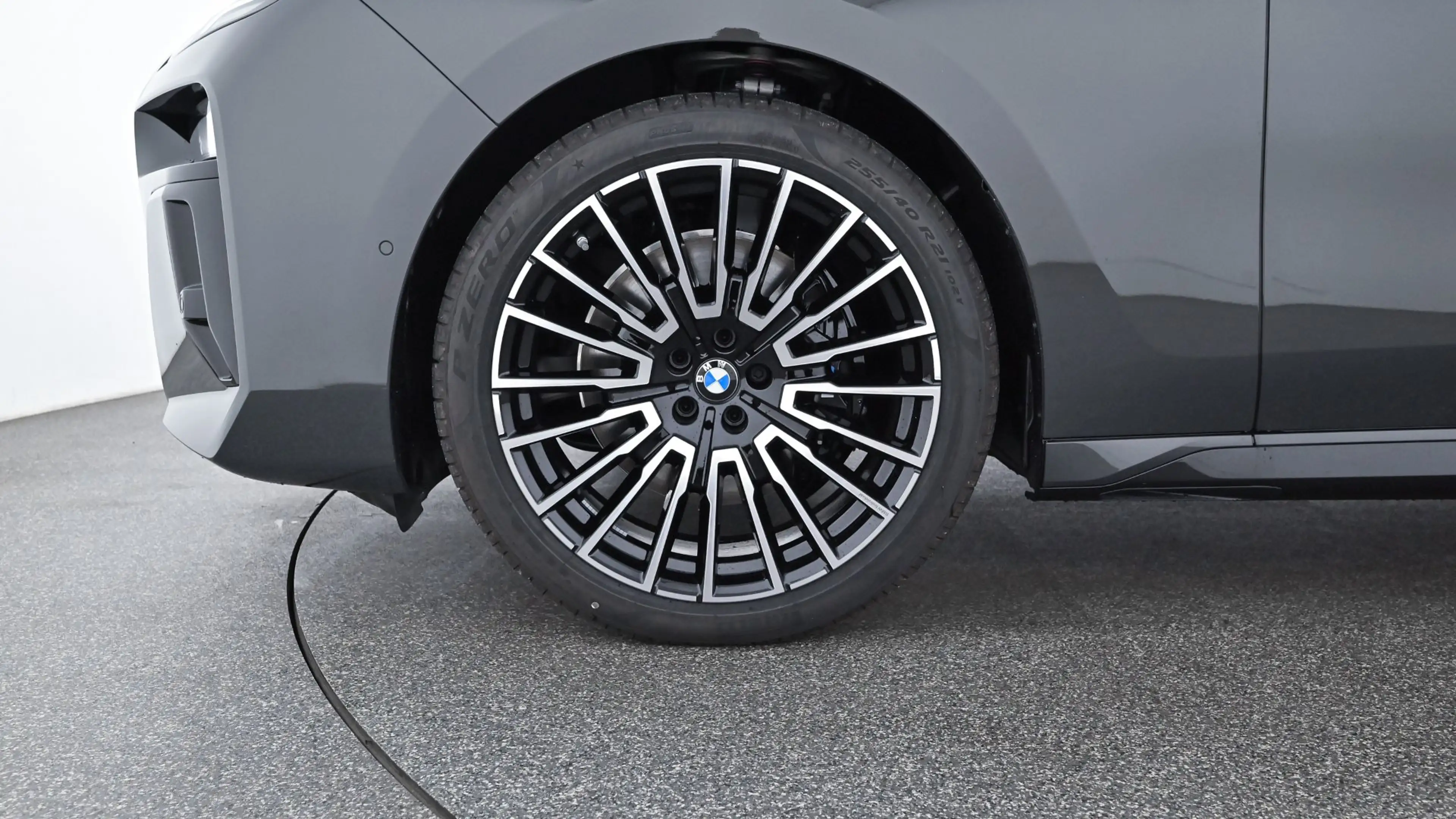 BMW 740 d xDrive Limousine M-Sportpaket Pro — photo 7