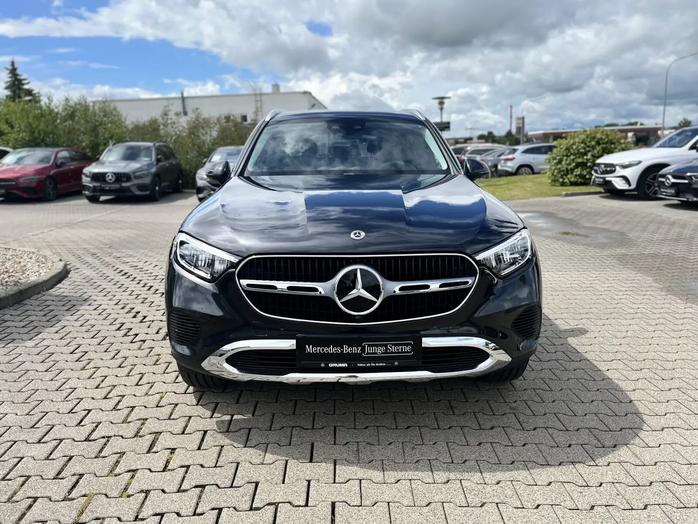 Mercedes-Benz GLC 220 GLC 220 d 4M Avantgarde+AHK+Distronic+Memory+LED Grau - 2
