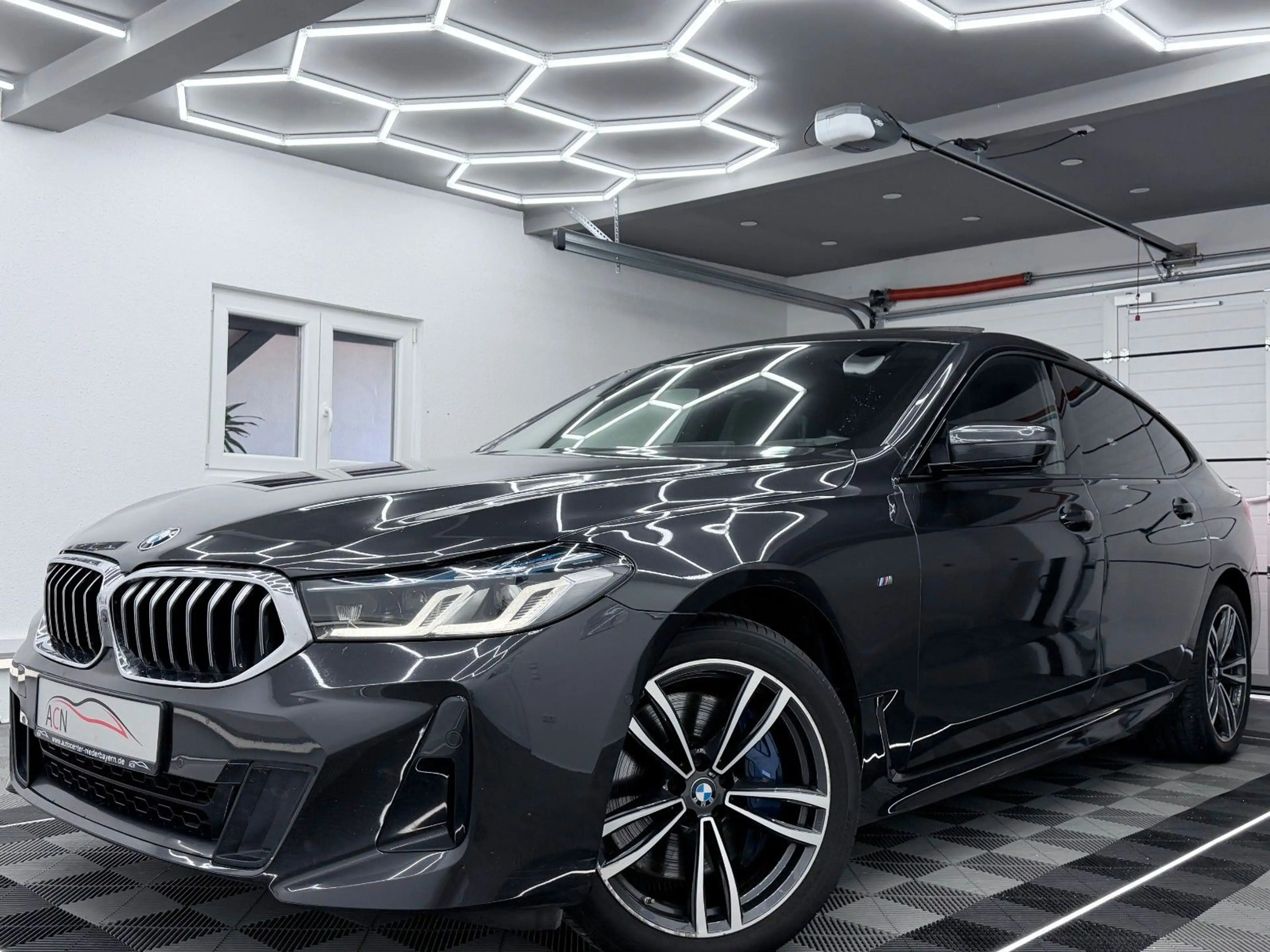 BMW 630 630d GT xDrive M SPORT/LASER/HuD/PANO/AHK/STHZ