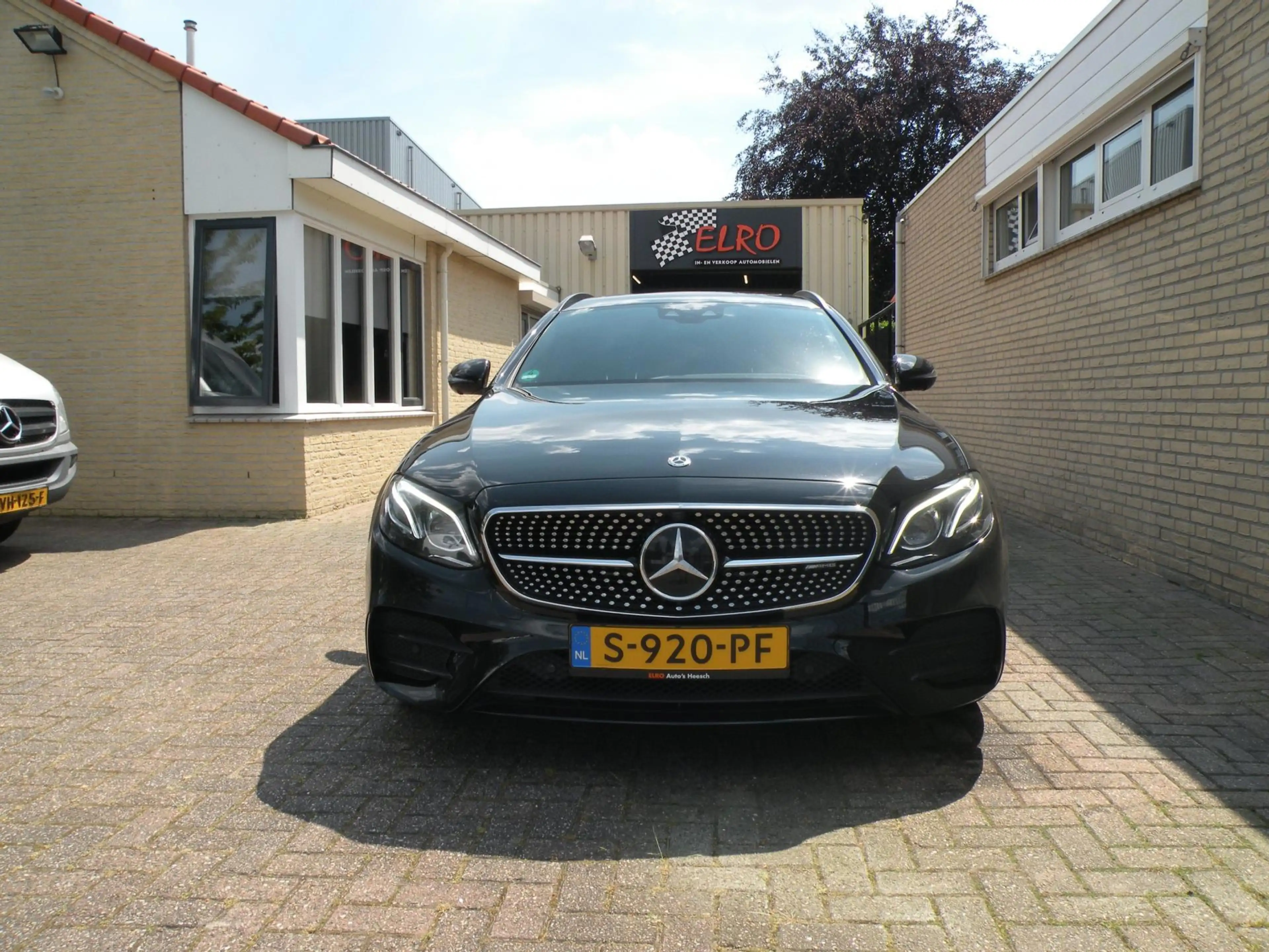 Mercedes-Benz E 43 AMG Estate 4MATIC Premium Plus — photo 5
