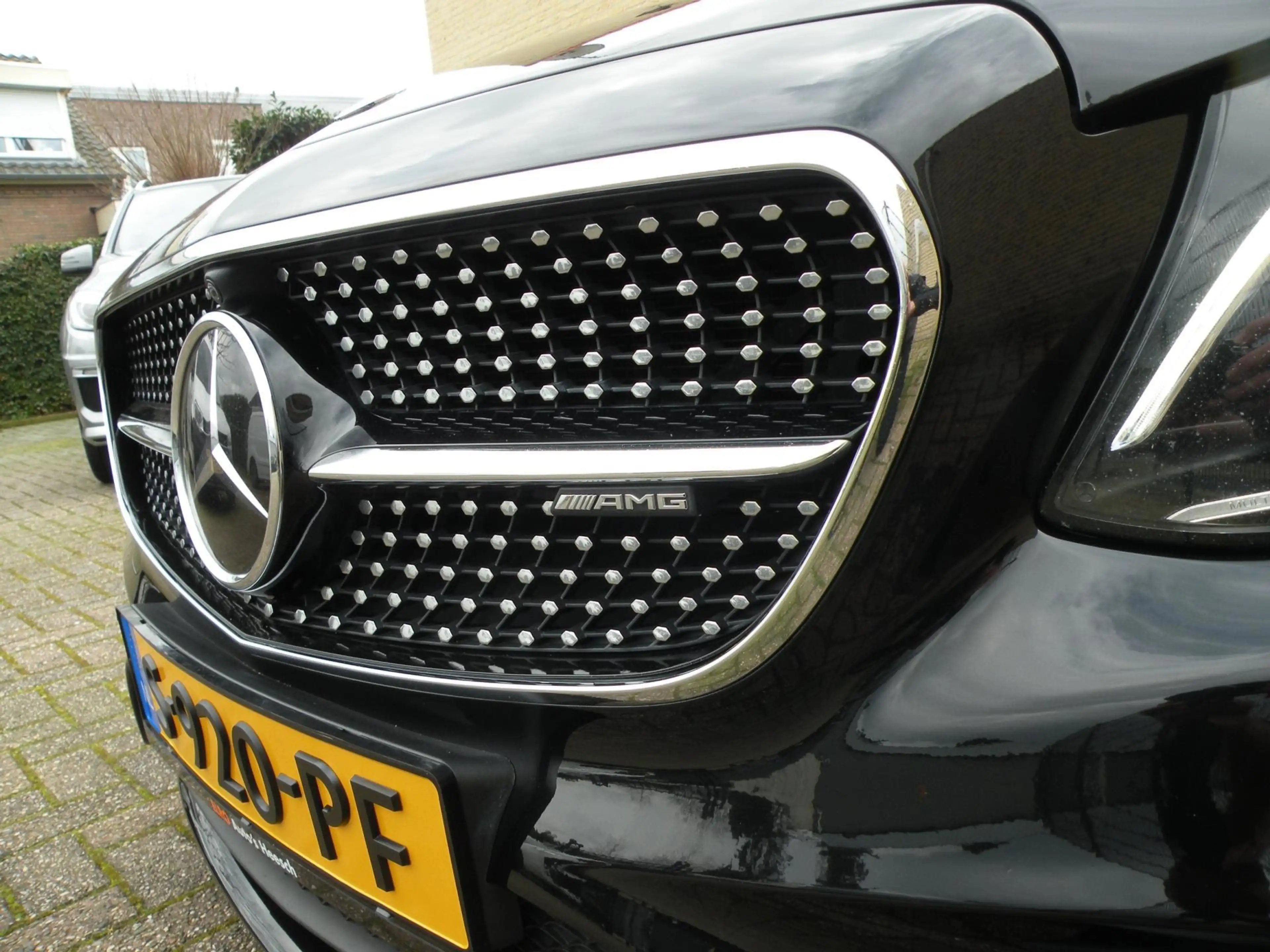 Mercedes-Benz E 43 AMG Estate 4MATIC Premium Plus — photo 9