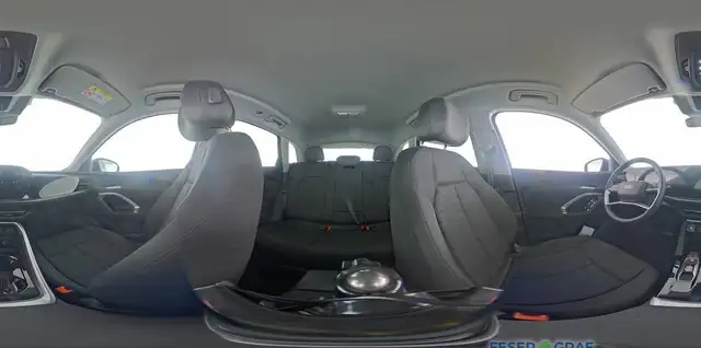 Audi Q5 view 6