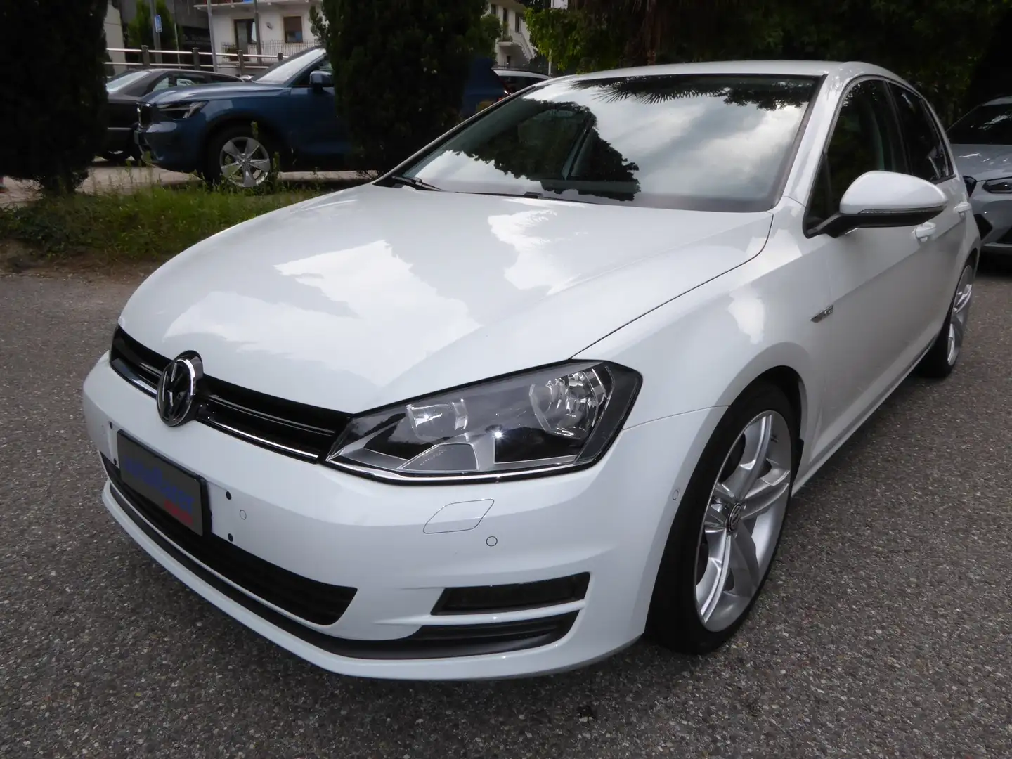 Volkswagen Golf 2,0TDI 150CV CUP Bianco - 1