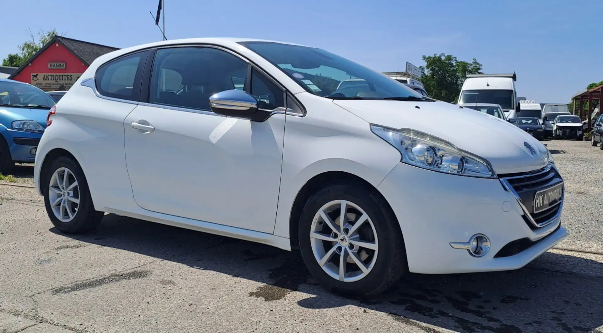 Peugeot 208 1.2 VTi 82 cv ACTIVE MOTEUR ENVIRON 300 KMS Blanc - 2