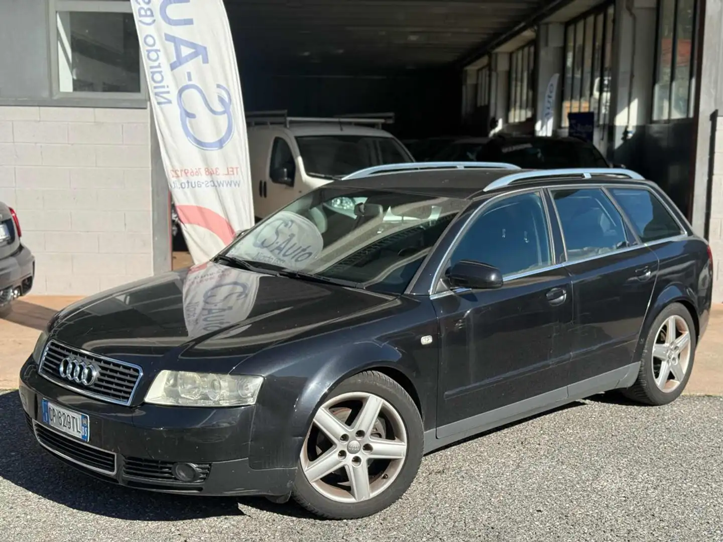 Audi A4 1.9 TDI/130 CV cat Avant Noir - 1