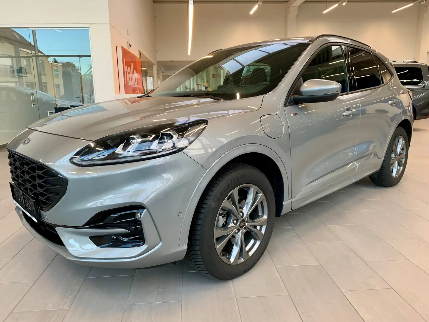 Ford Kuga Kuga 2.5 Duratec PHEV ST-LINE X Argent - 1