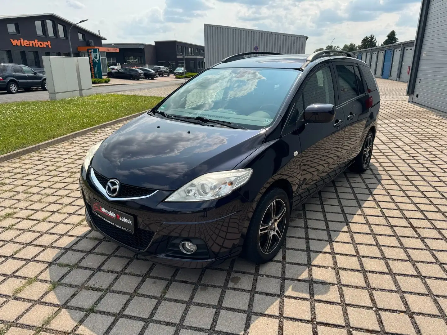 Mazda 5 Lim. 2.0 Active *1 HAND*7 SITZER* Burdeos - 1