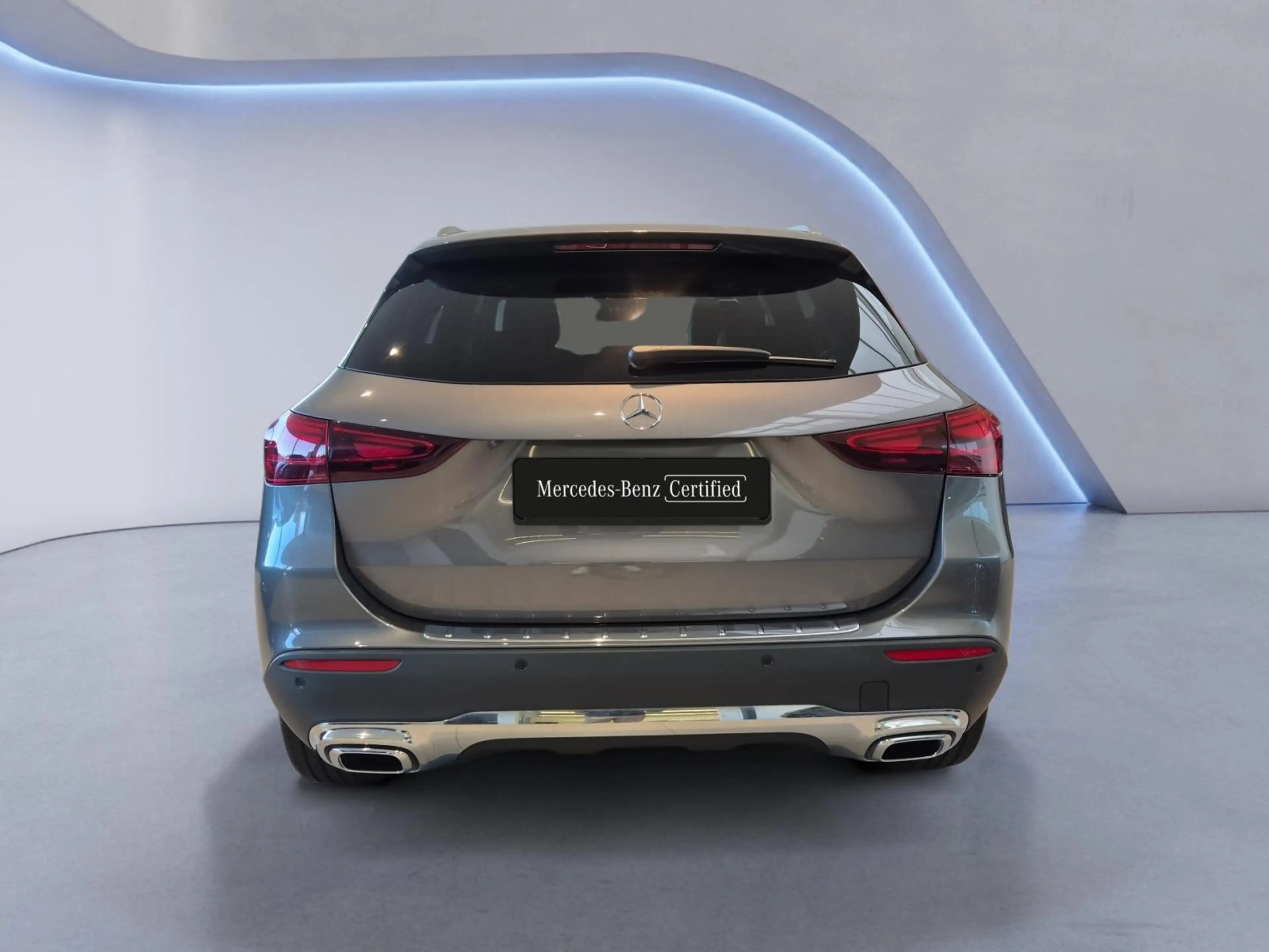 Mercedes-Benz GLA 180 d Business Line — photo 4