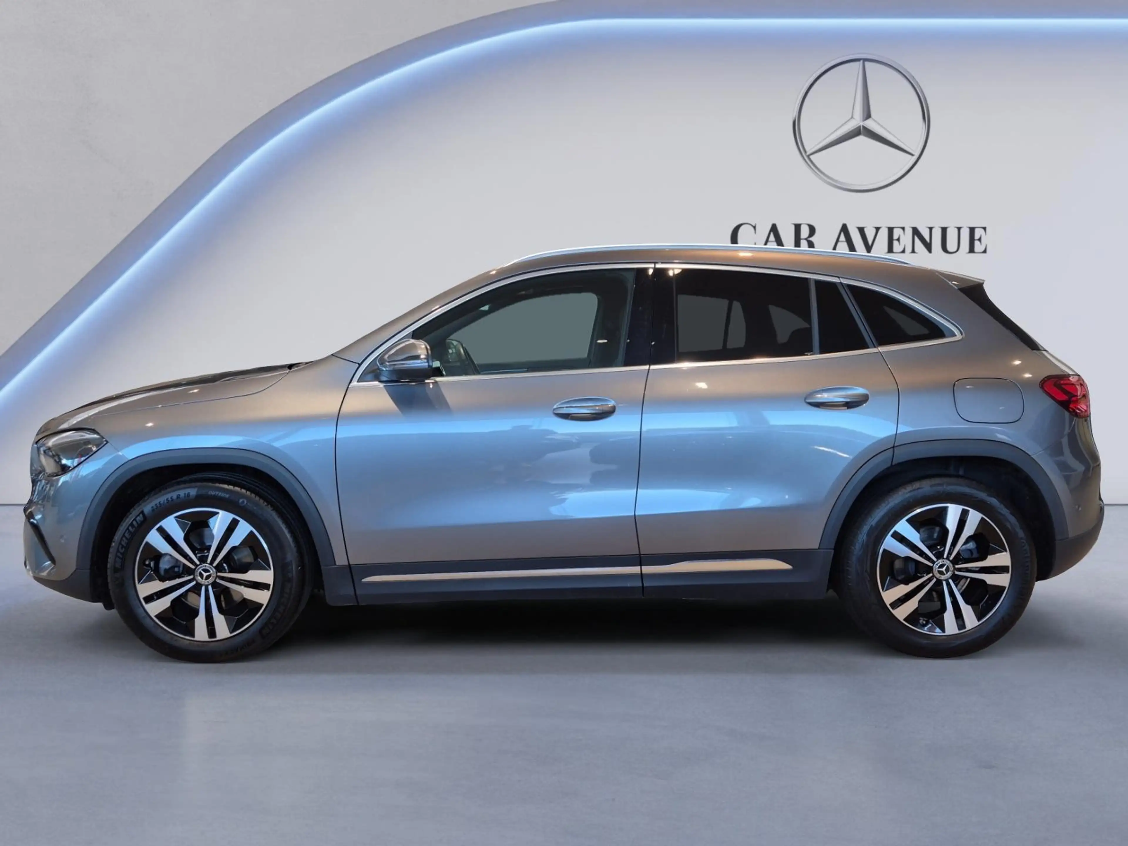 Mercedes-Benz GLA 180 d Business Line — photo 2
