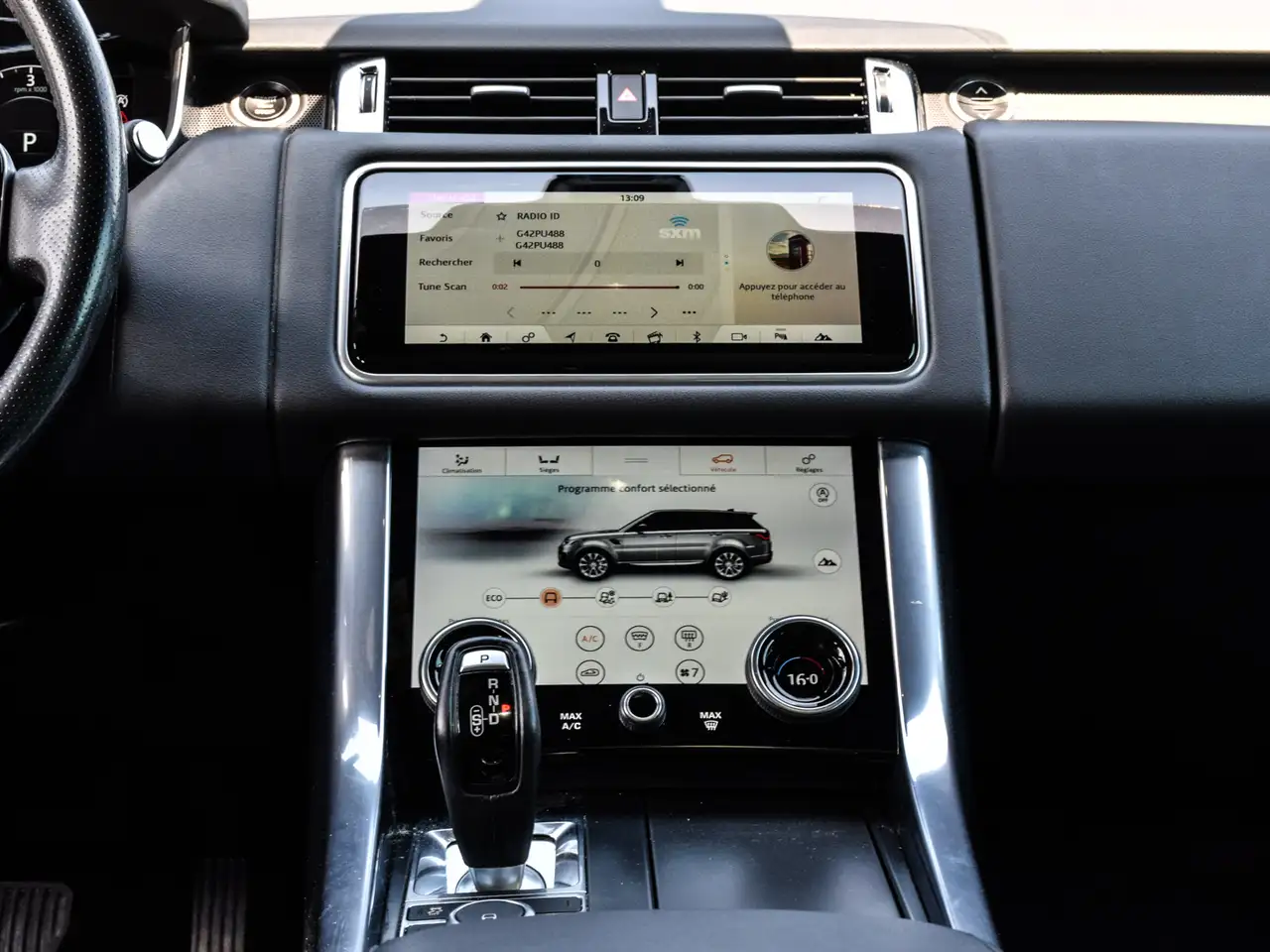 Land Rover Range Rover Sport снимка Land Rover Range Rover Sport