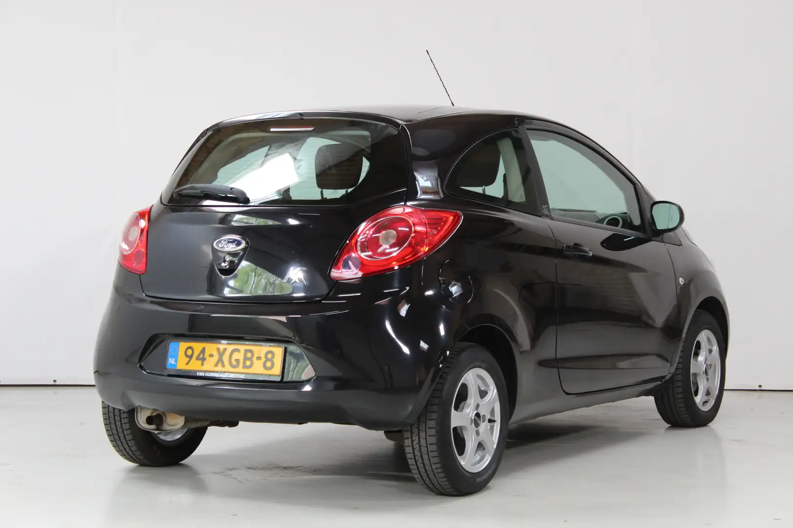 Ford Ka/Ka+ 1.2 Cool & Sound Airco | NL-Auto | DB-Riem vervang Zwart - 2