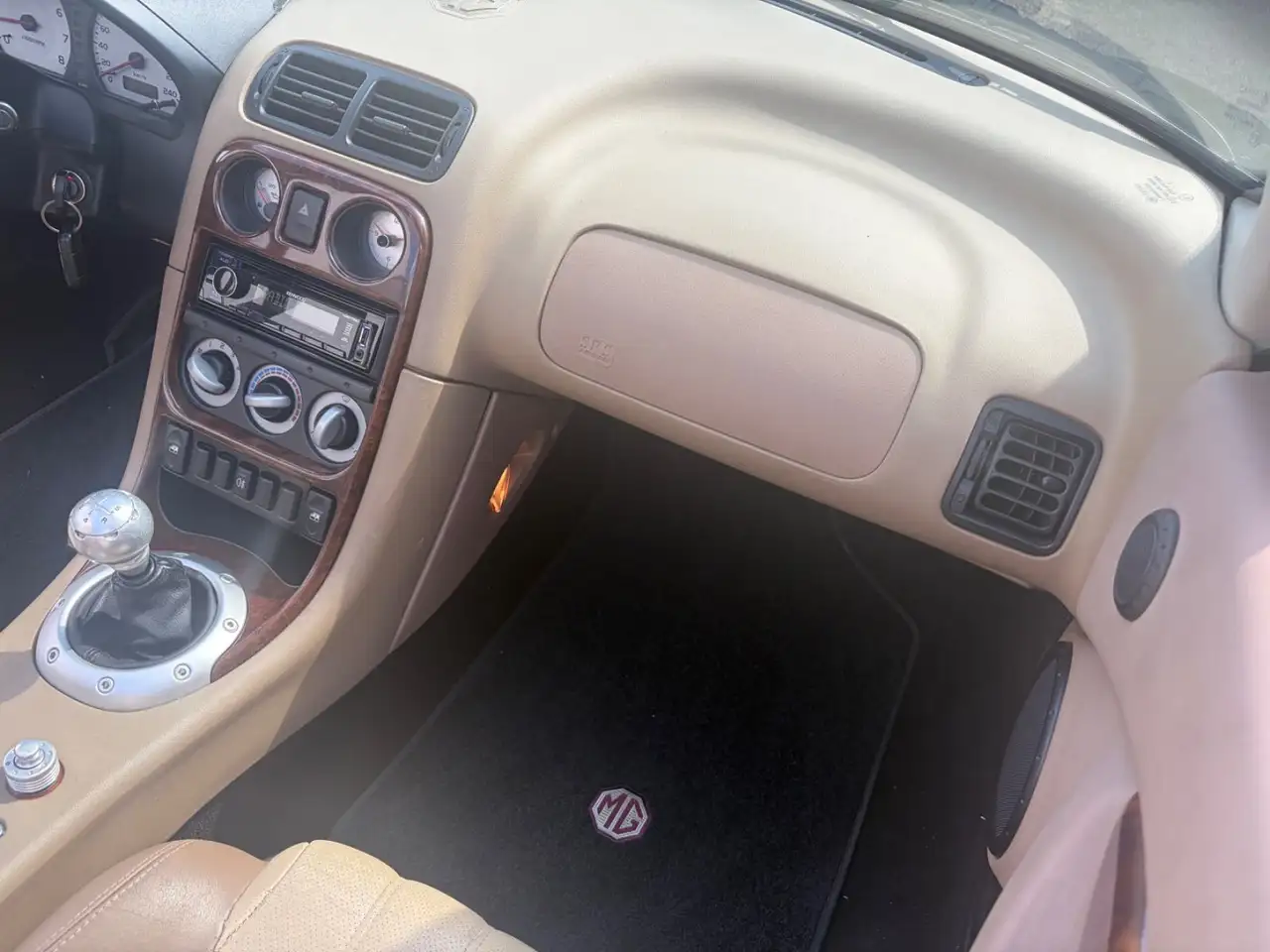 MG MGF 1.8i 88 kW, foto 12