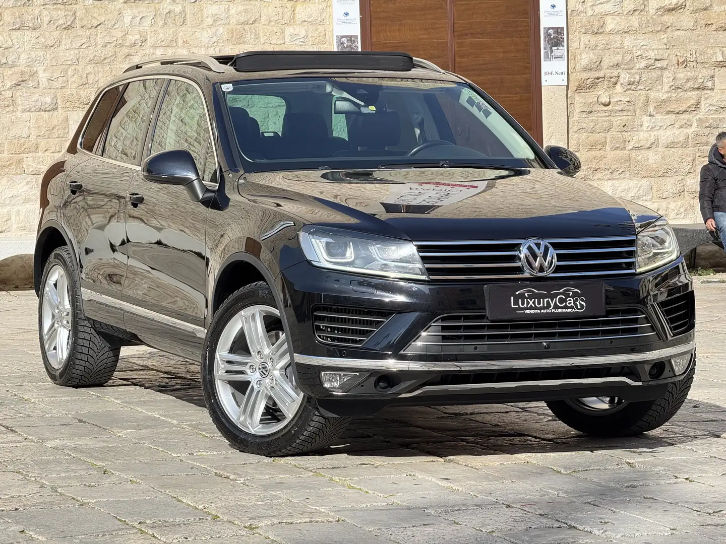 Volkswagen Touareg 3.0 V6 tdi 262cv tiptronic TETTO SOSPENSIONI - 1