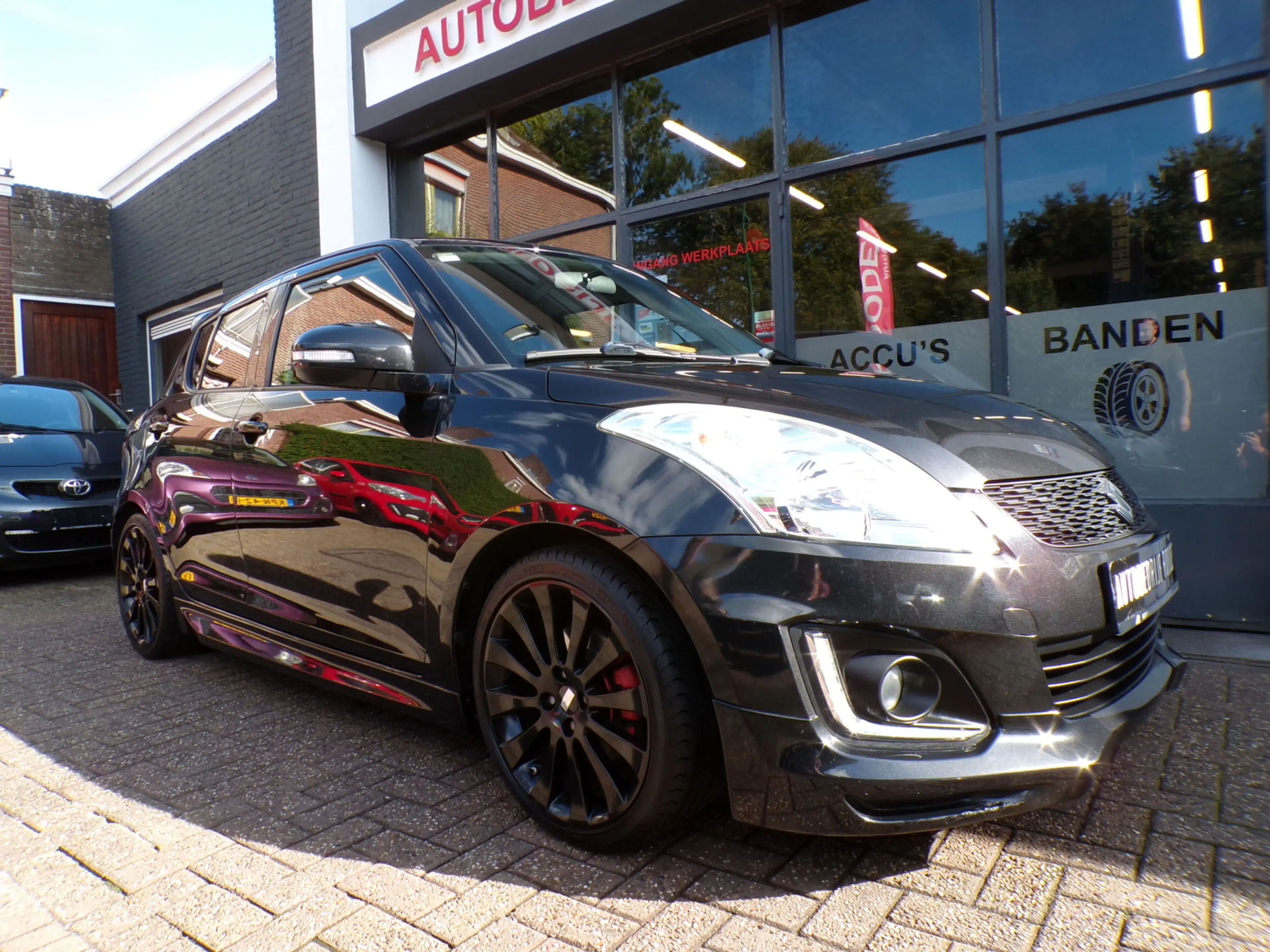 Suzuki Swift 1.2 5-Drs Dark X-ite TOP STAAT ,VELE EXTRA'S! — photo 2