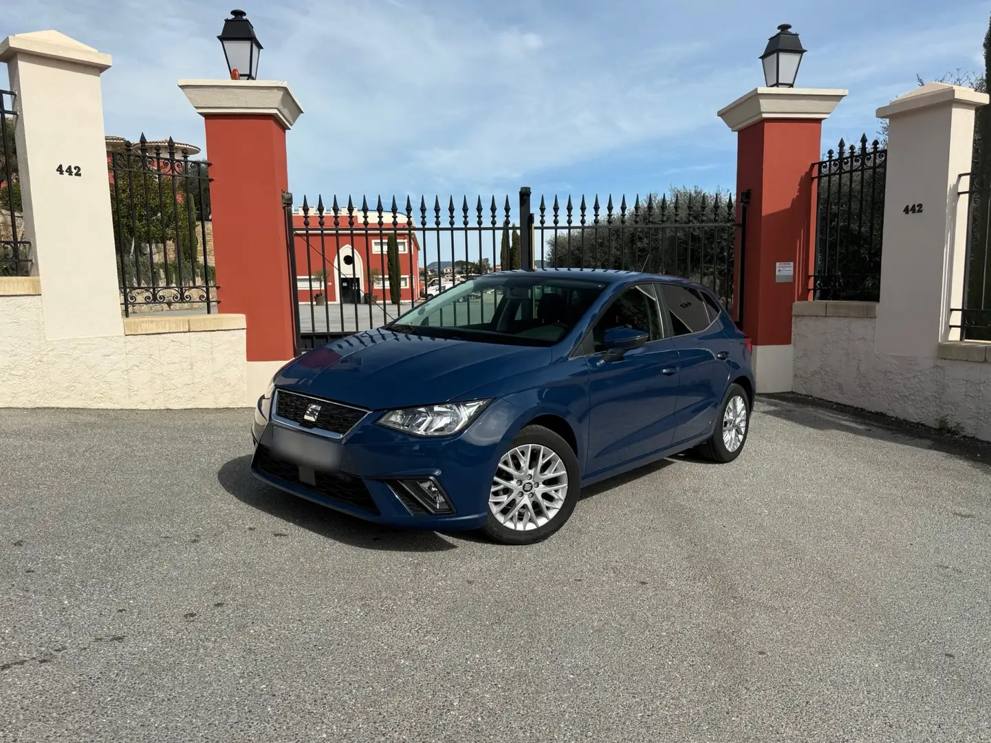 SEAT Ibiza 1.0 75 ch S/S BVM5 Urban - 1