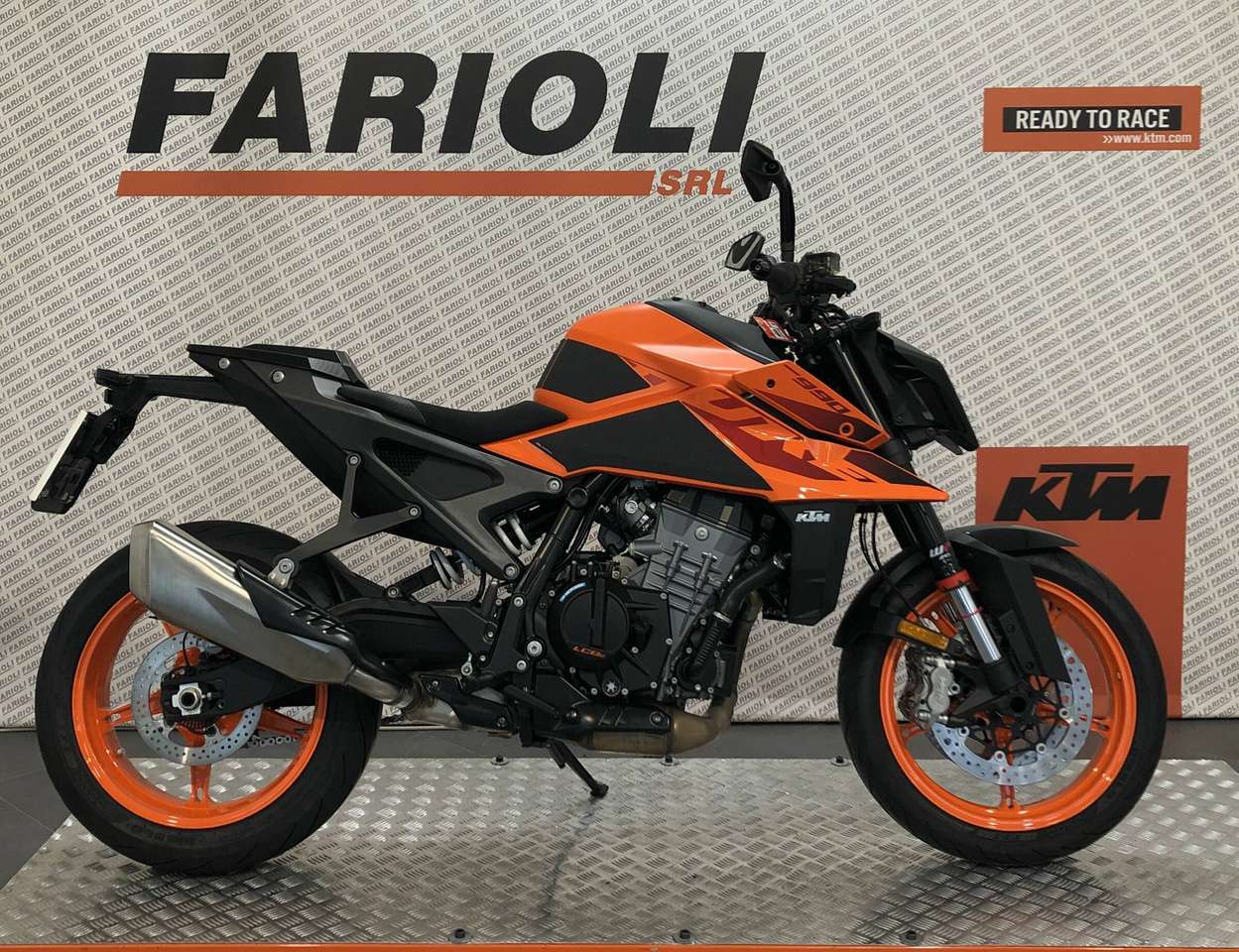 KTM 990 Duke 2024