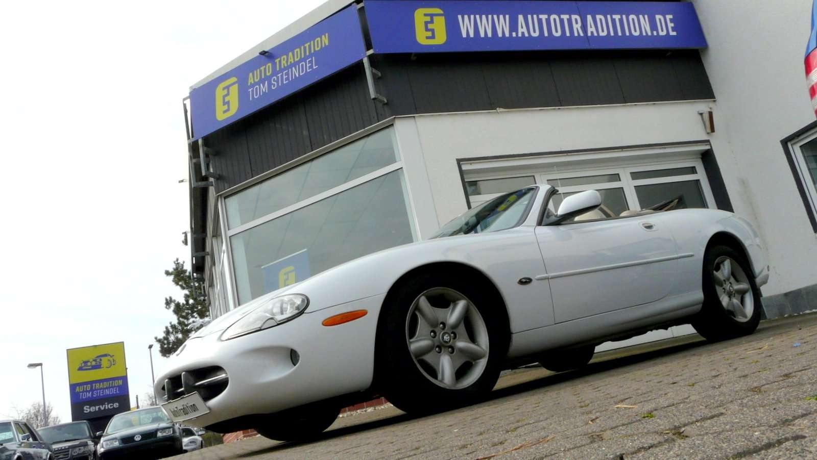Second hand Jaguar Xk8 